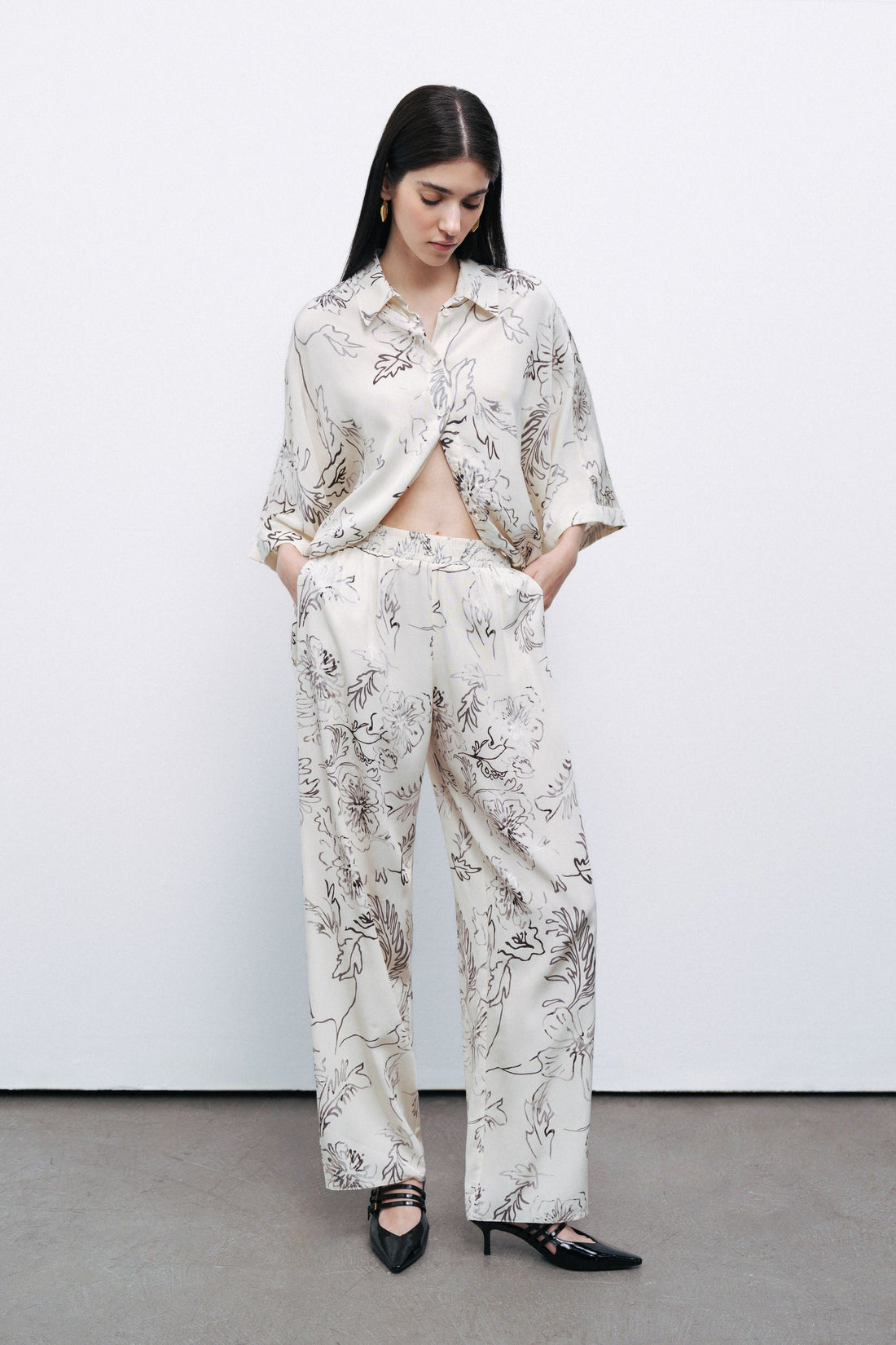 Ecru Floral Patterned Jacquard Bootcut Pants