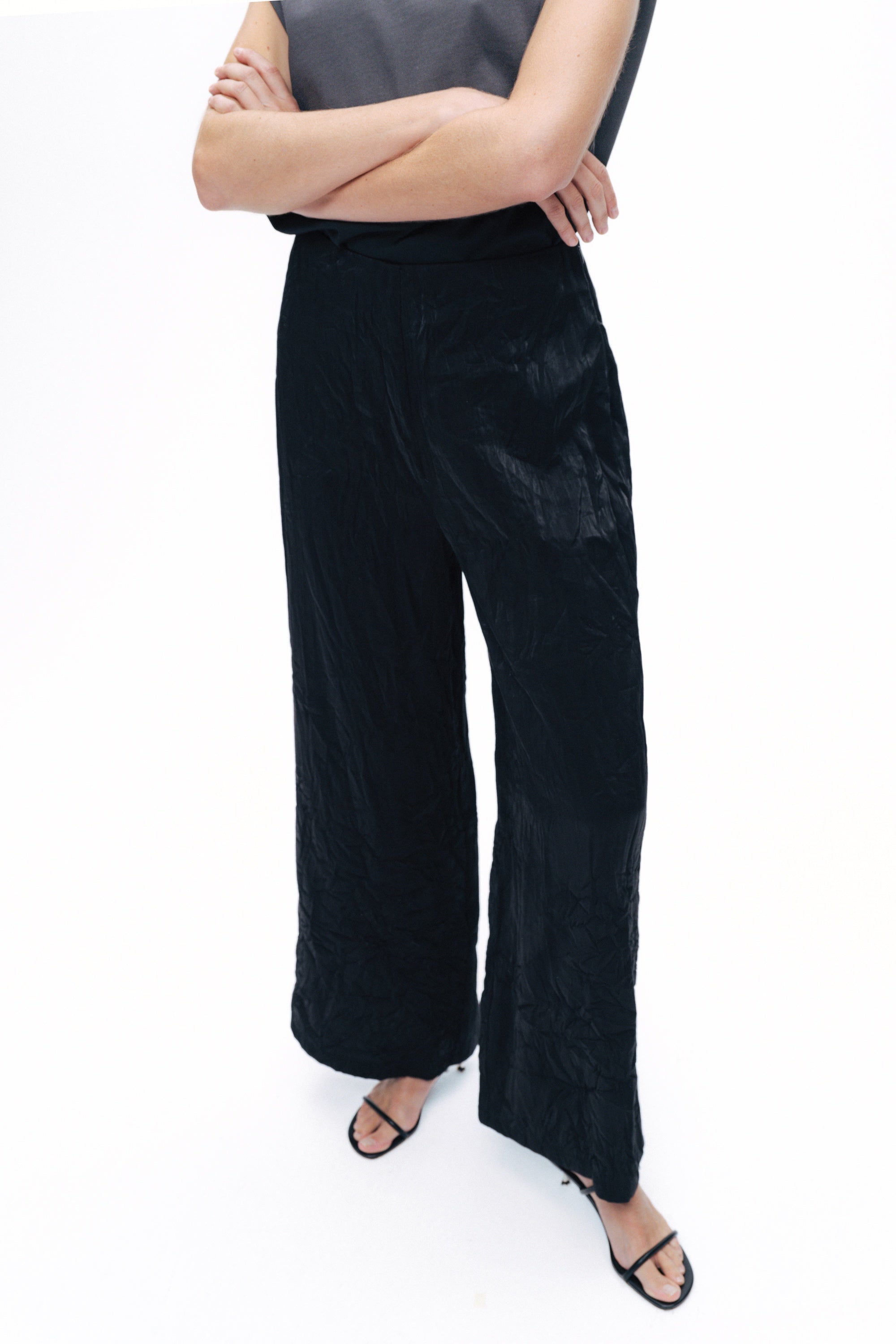 Black Wrinkled Wide-Leg Pants