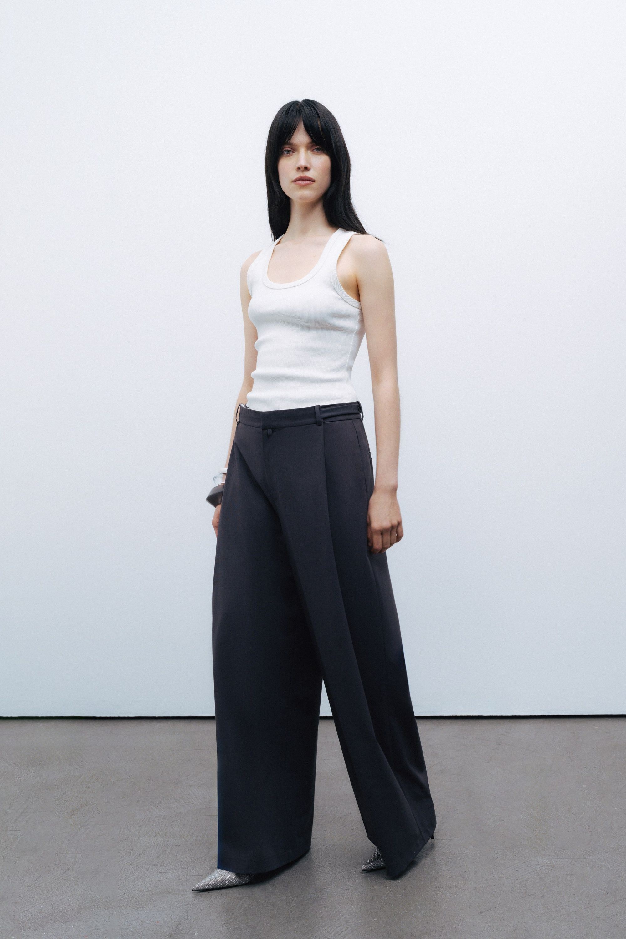 Anthracite Belt Detailed Pants