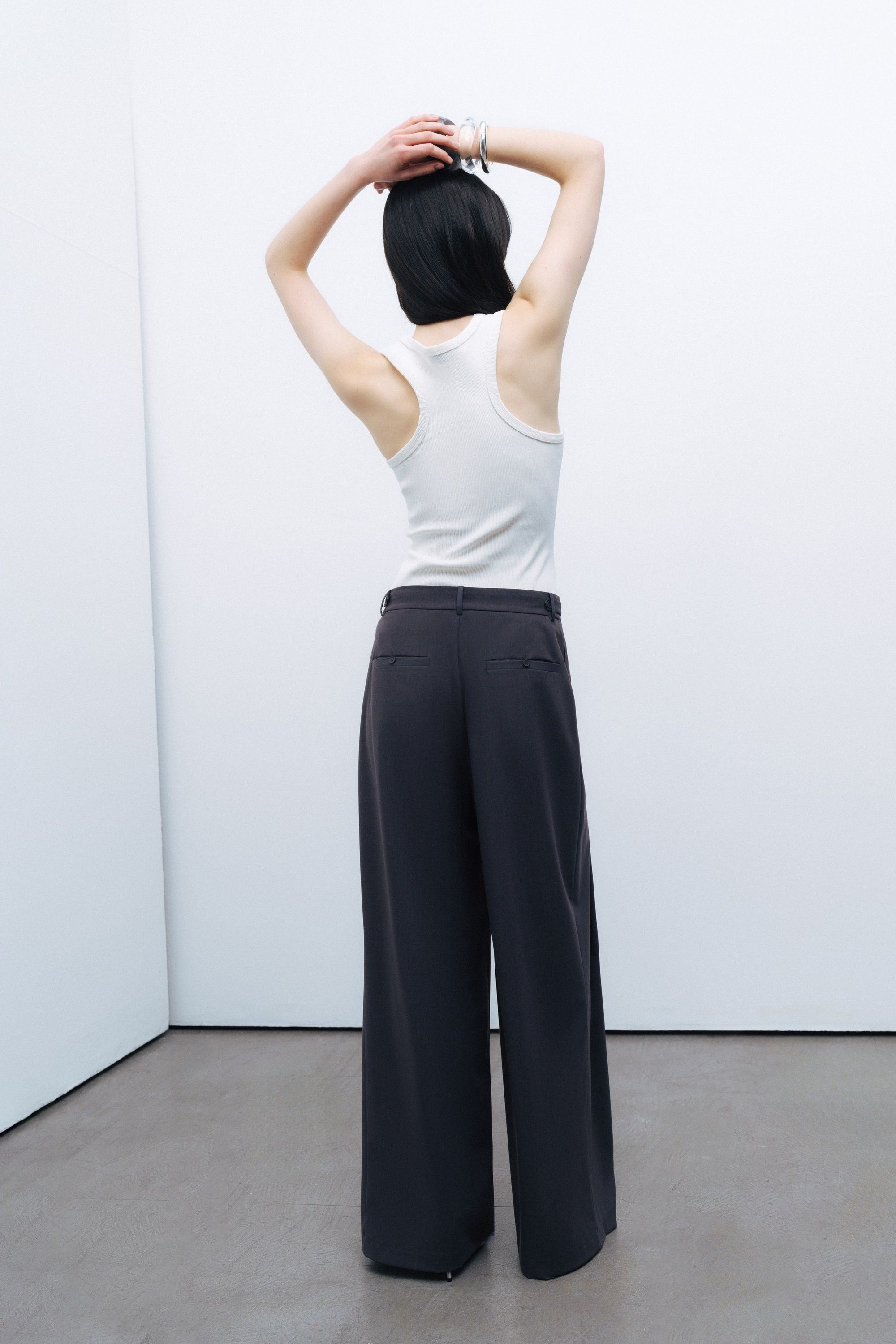 Anthracite Belt Detailed Pants