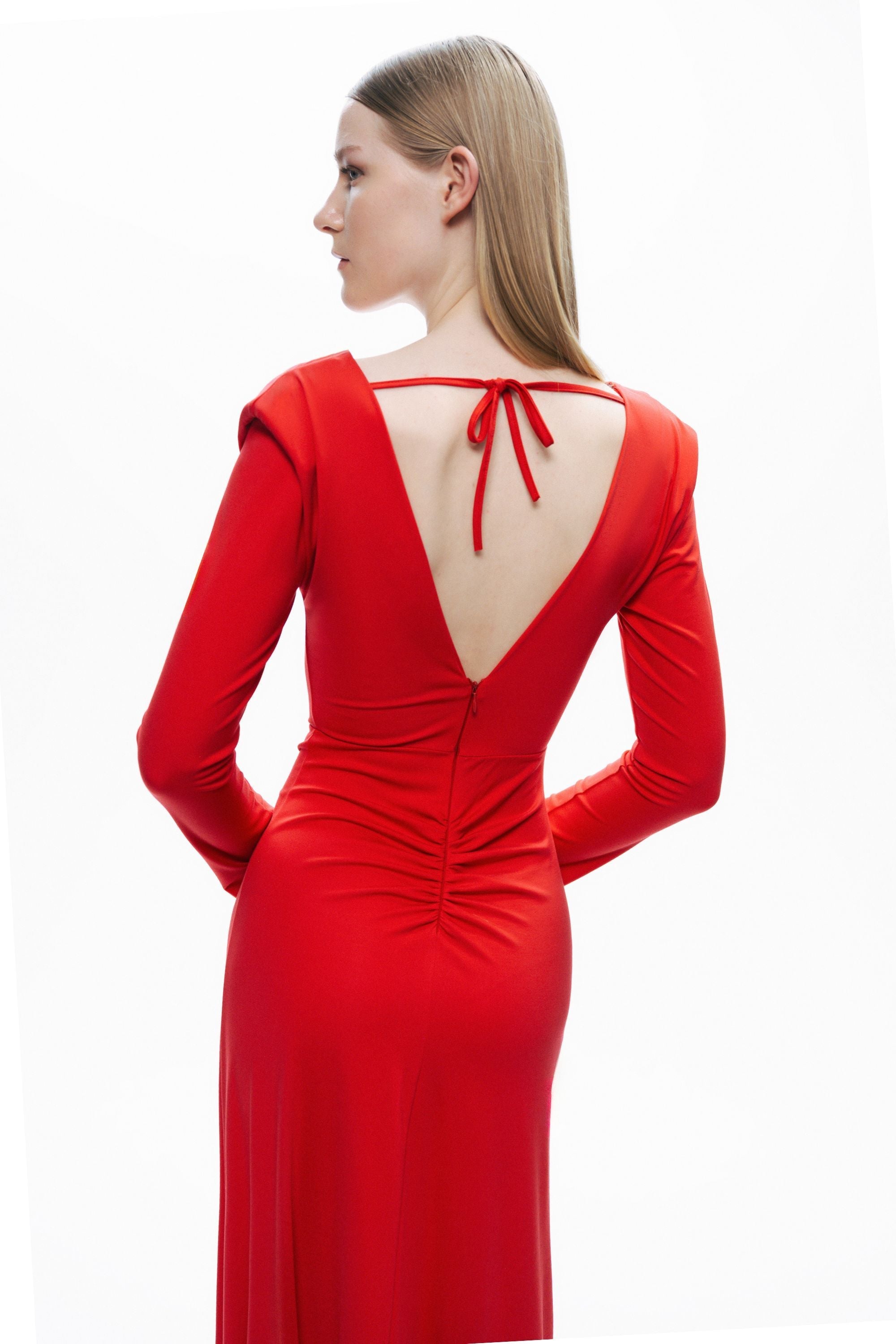 Padded Accessory Detailed Maxi Dress