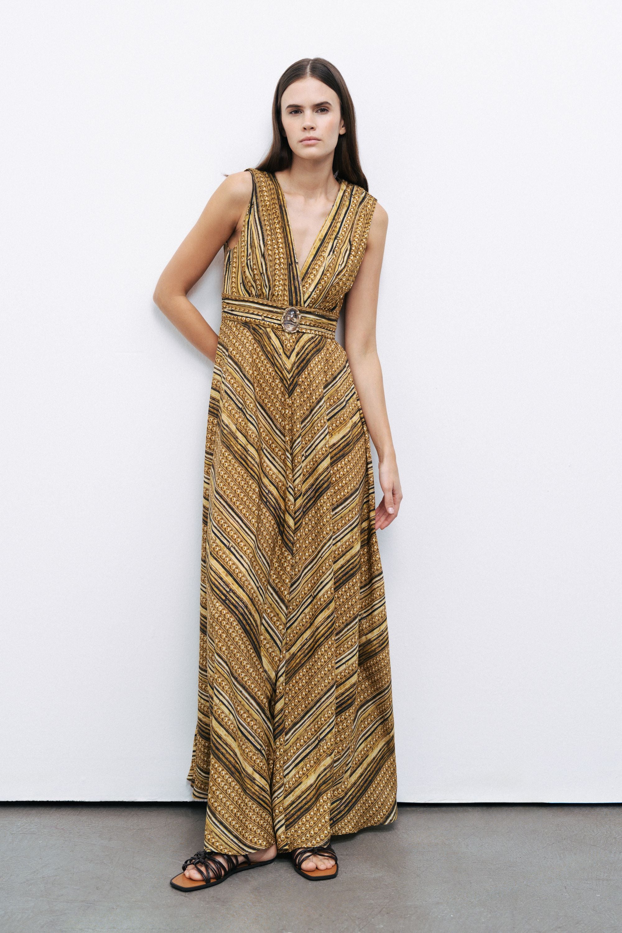 Cut-Out Detail Dress