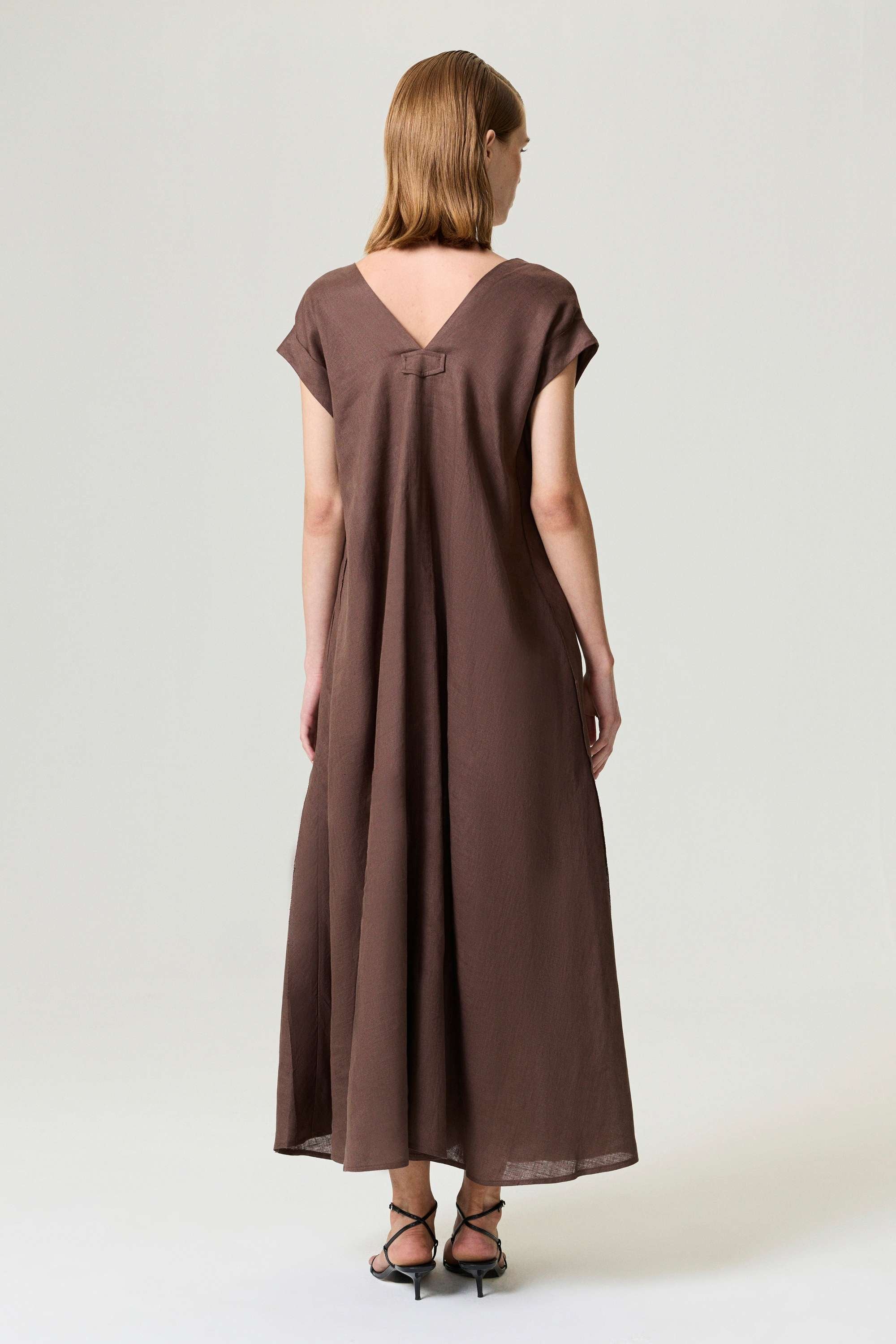 Coffe V-Neck Linen Maxi Dress