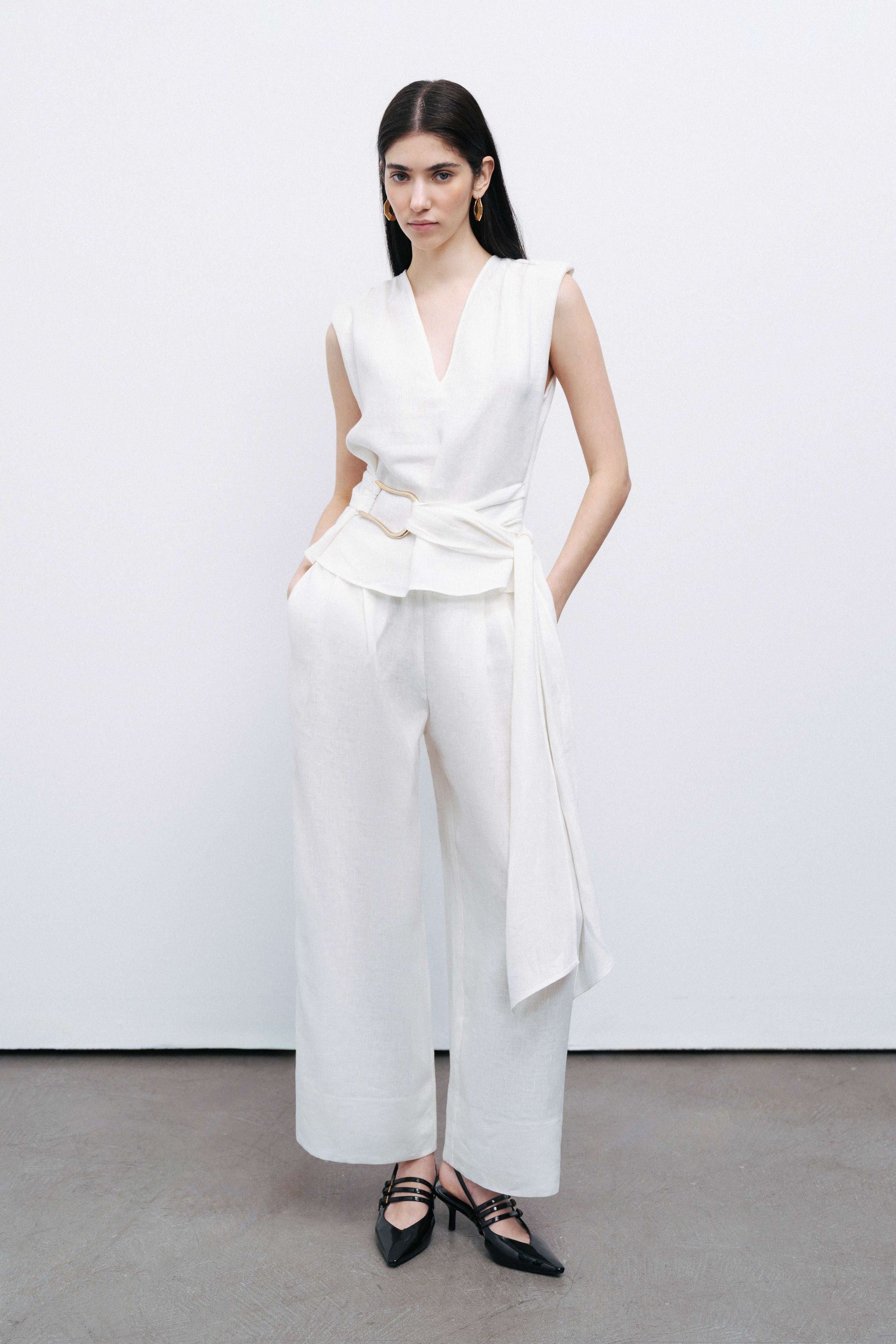 Ecru Linen Waist Accessory Detailed Blouse