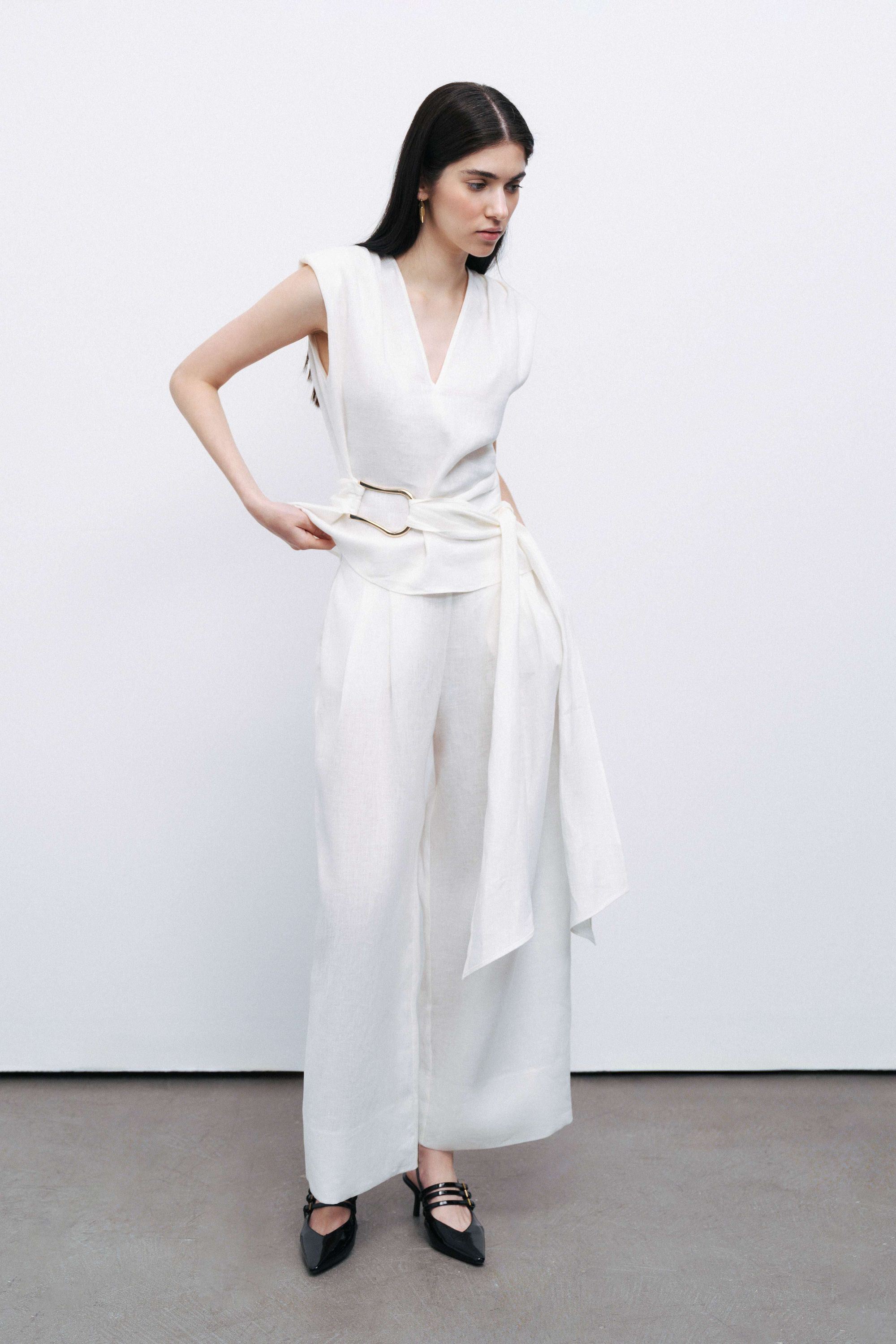 Ecru Linen Waist Accessory Detailed Blouse