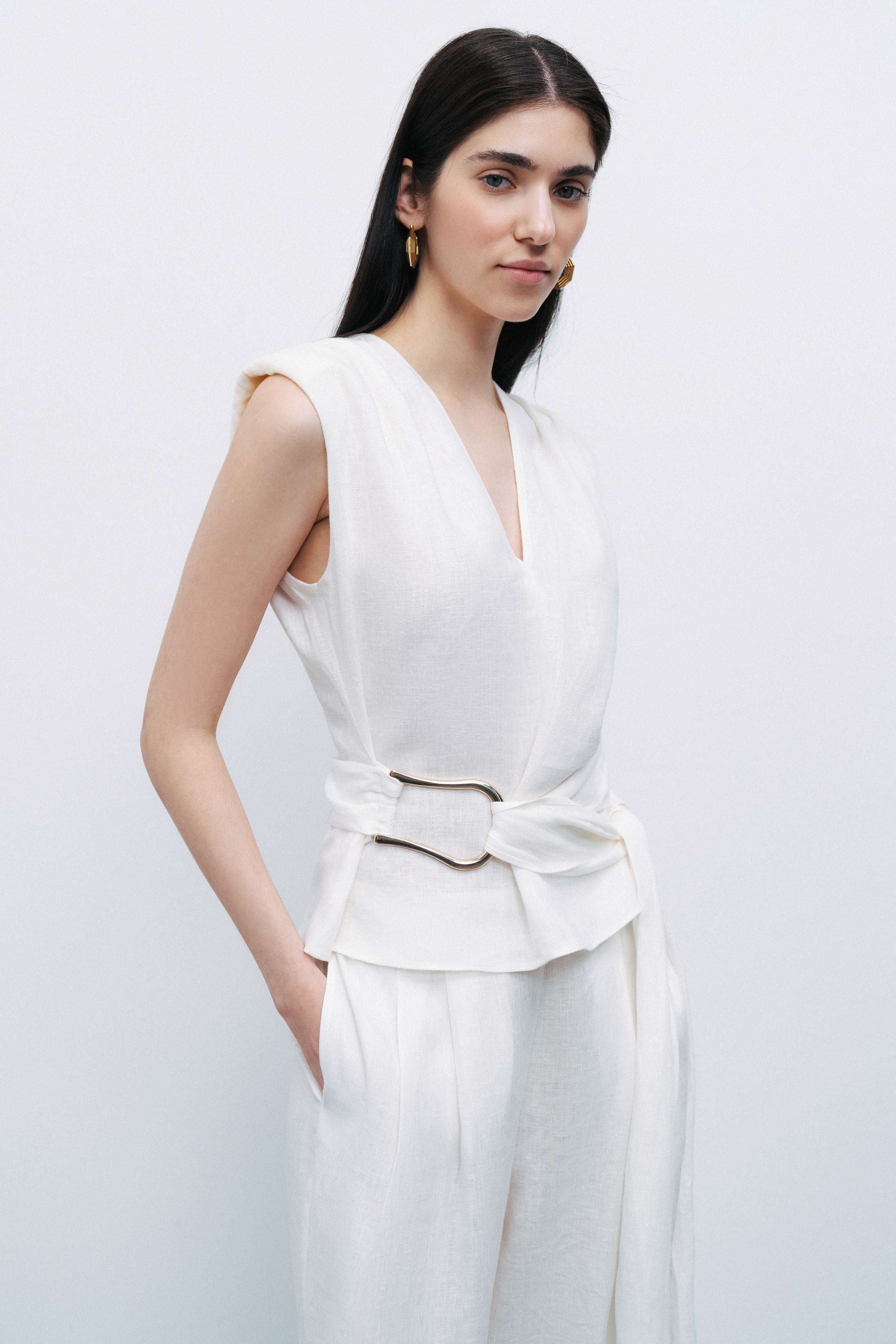 Ecru Linen Waist Accessory Detailed Blouse