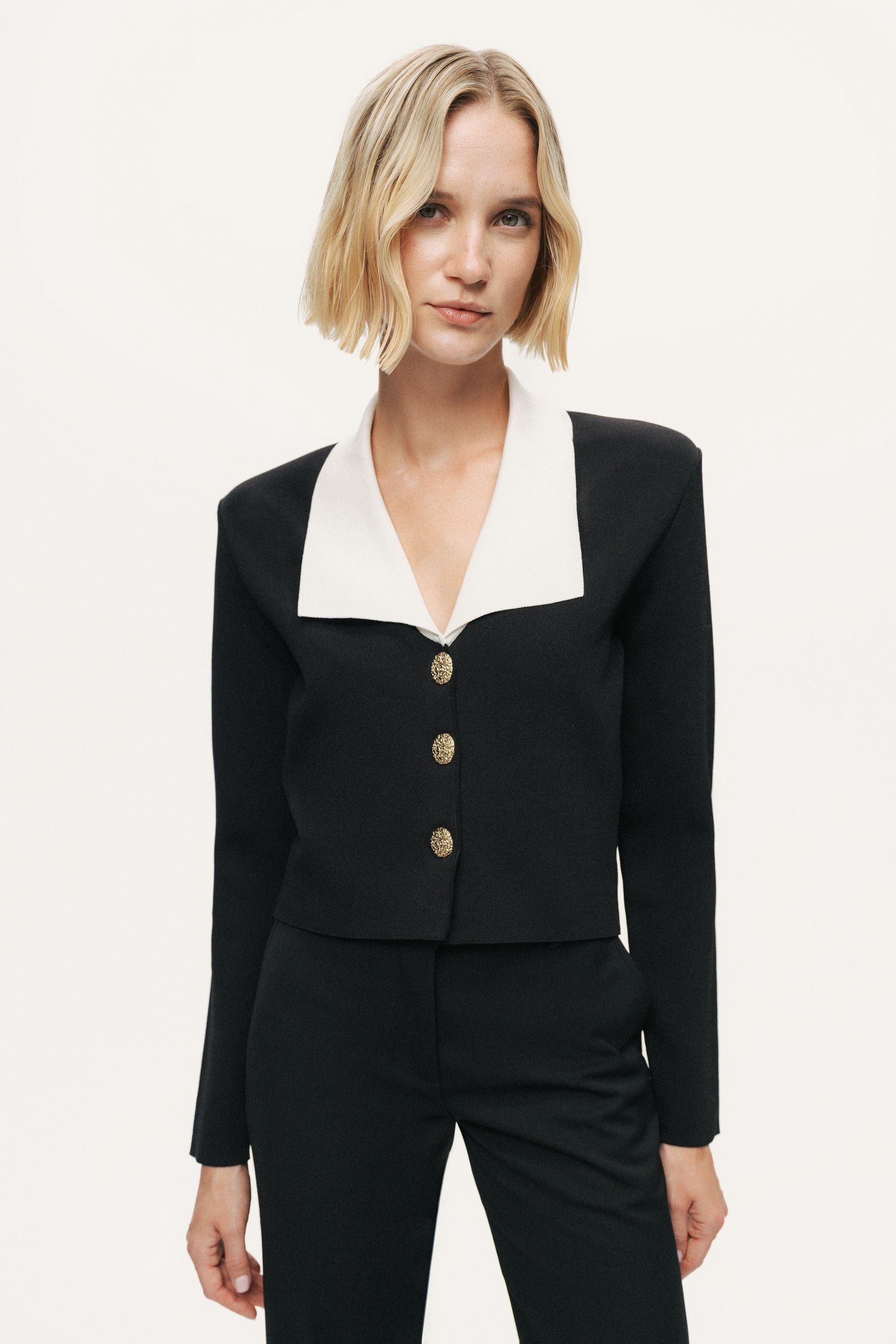 Contrast Collar Knit Cardigan