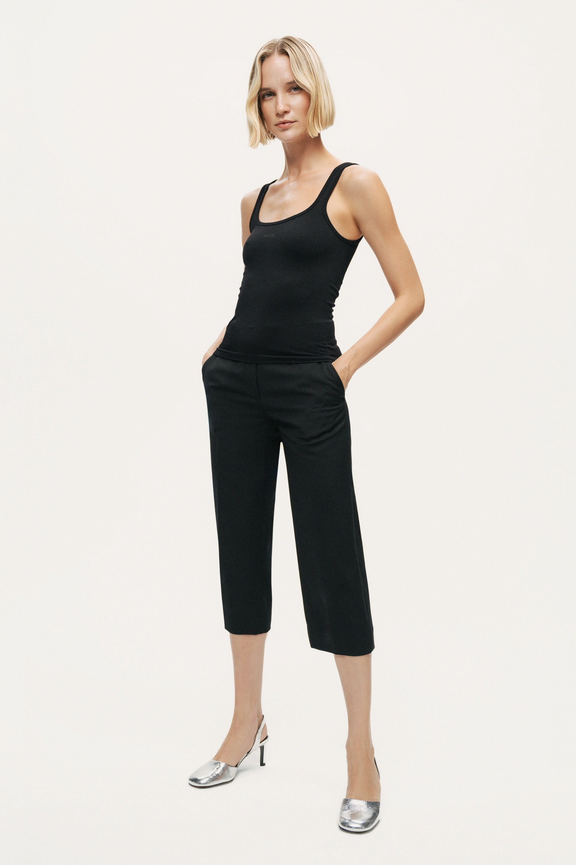 Black Printed Sleeveless Crop Top