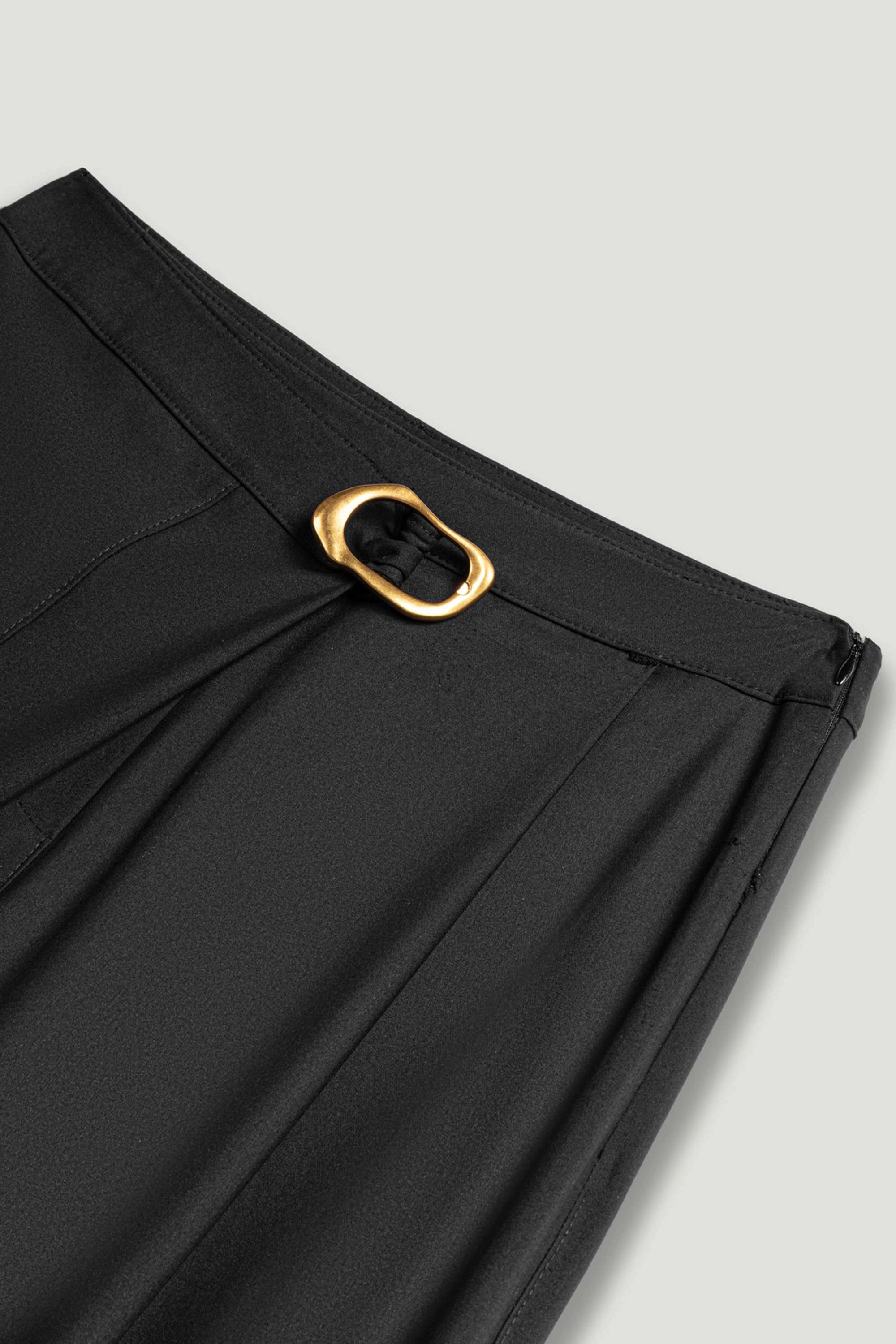 Asymmetric Buckle Detail Pants