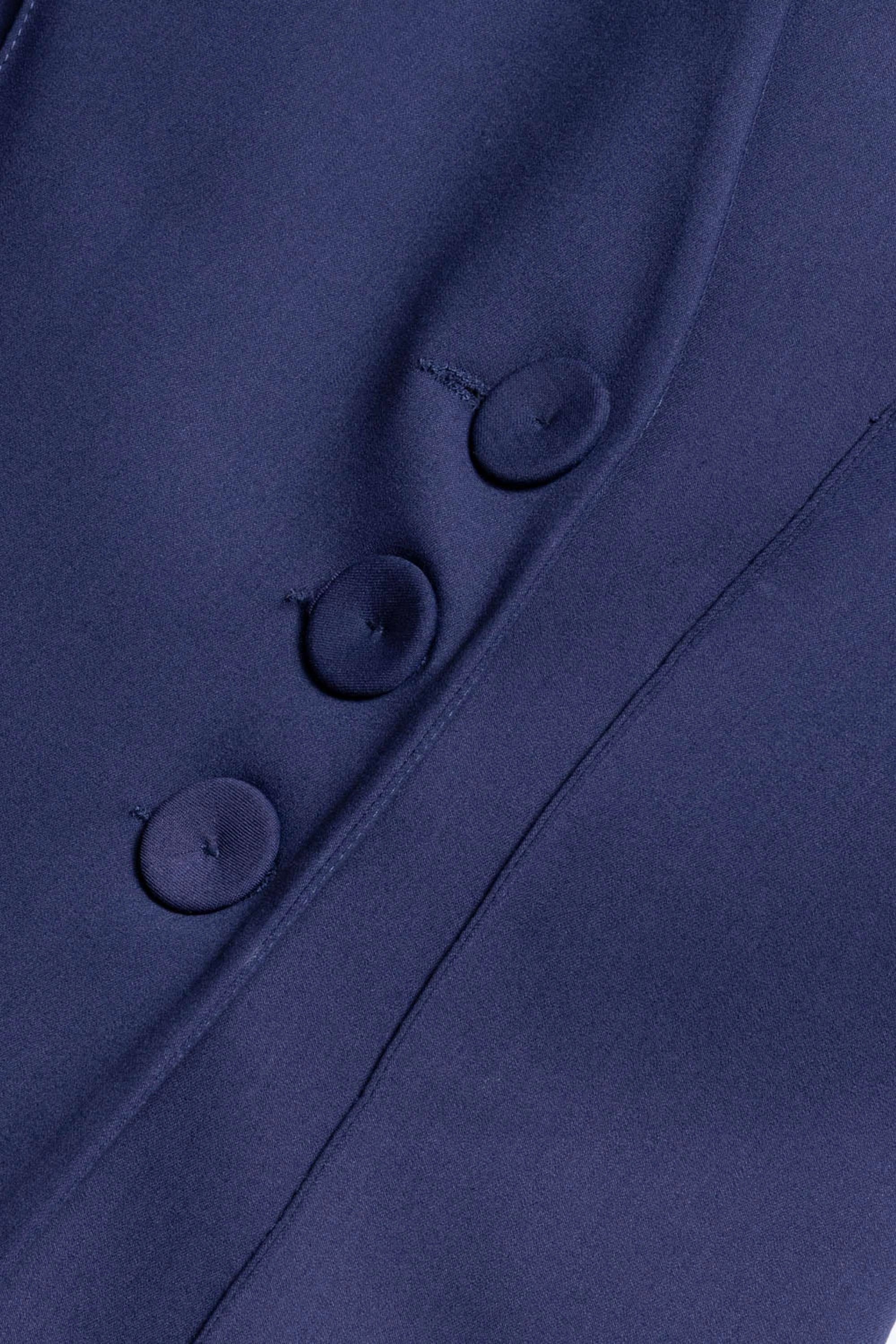 Tailored Sleeveless Vest