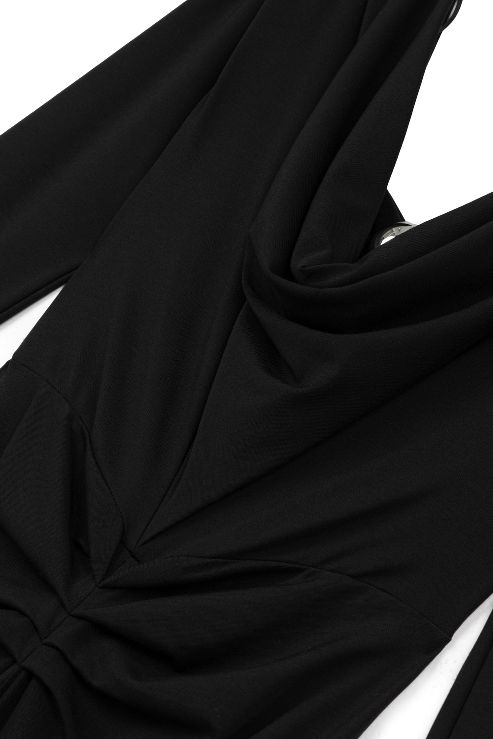 Black Padded Accessory Detailed Maxi Dress