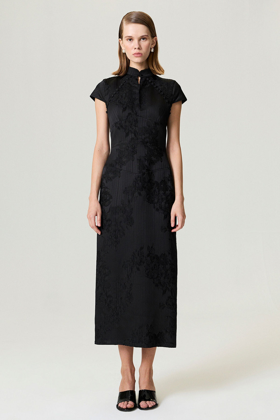 Black Slit Detail Japanese-Inspired Maxi Dress