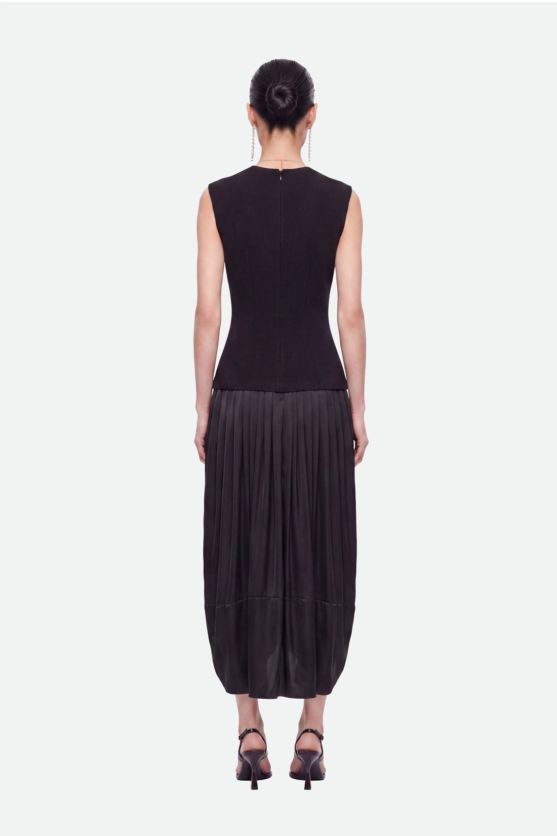 N27KN2844 look 2