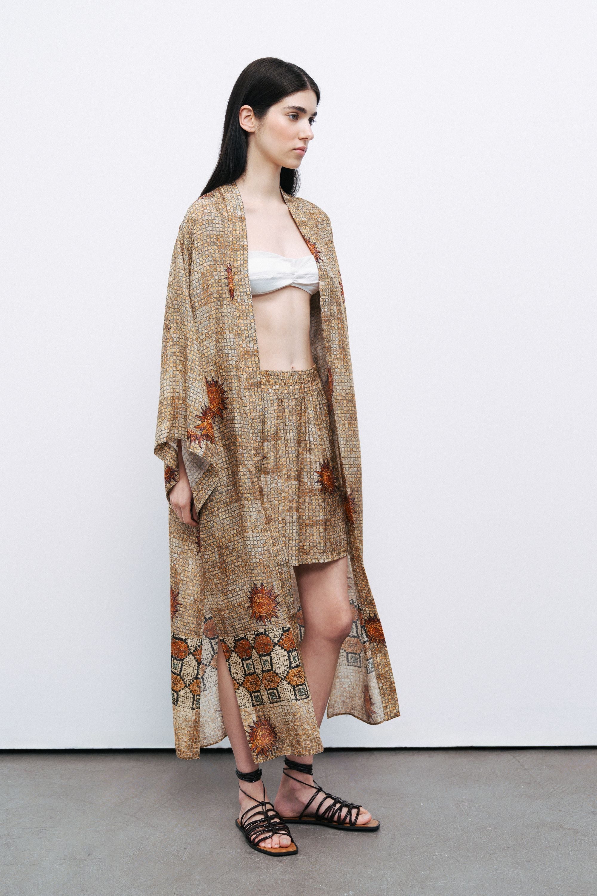 Oversized Mosaic Patterned Kimono