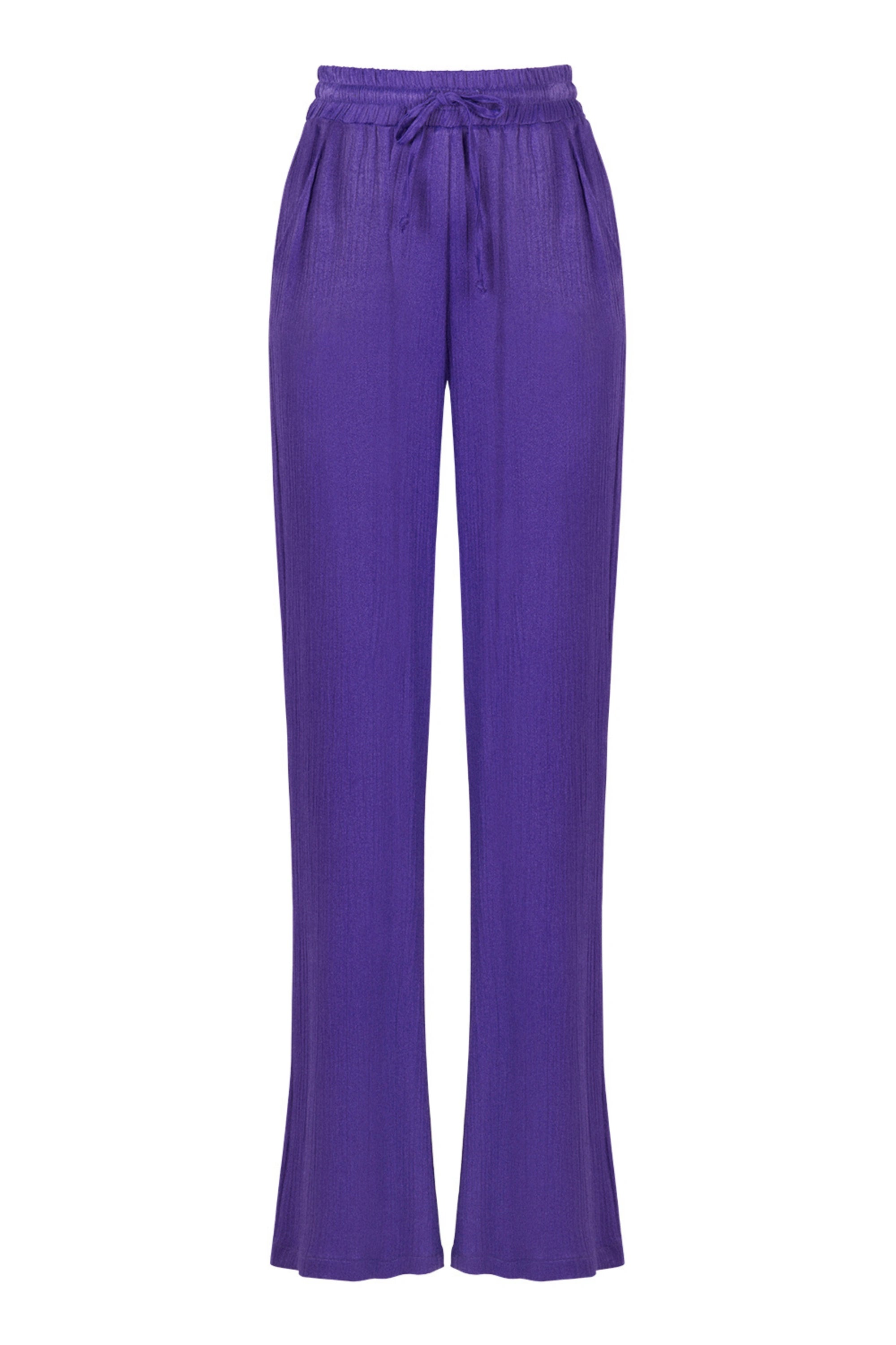Loose-Fitting Flare Pants