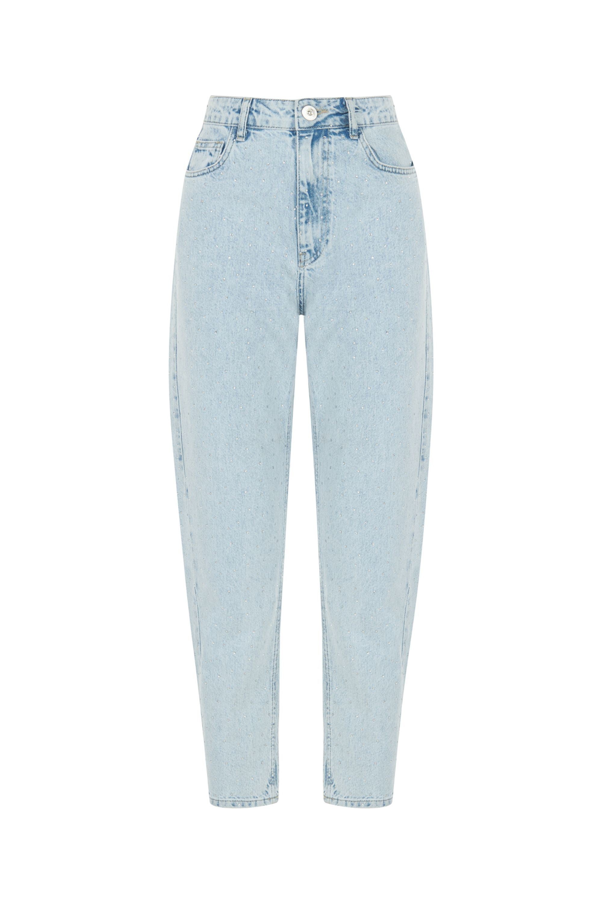 High-Waisted Jeans