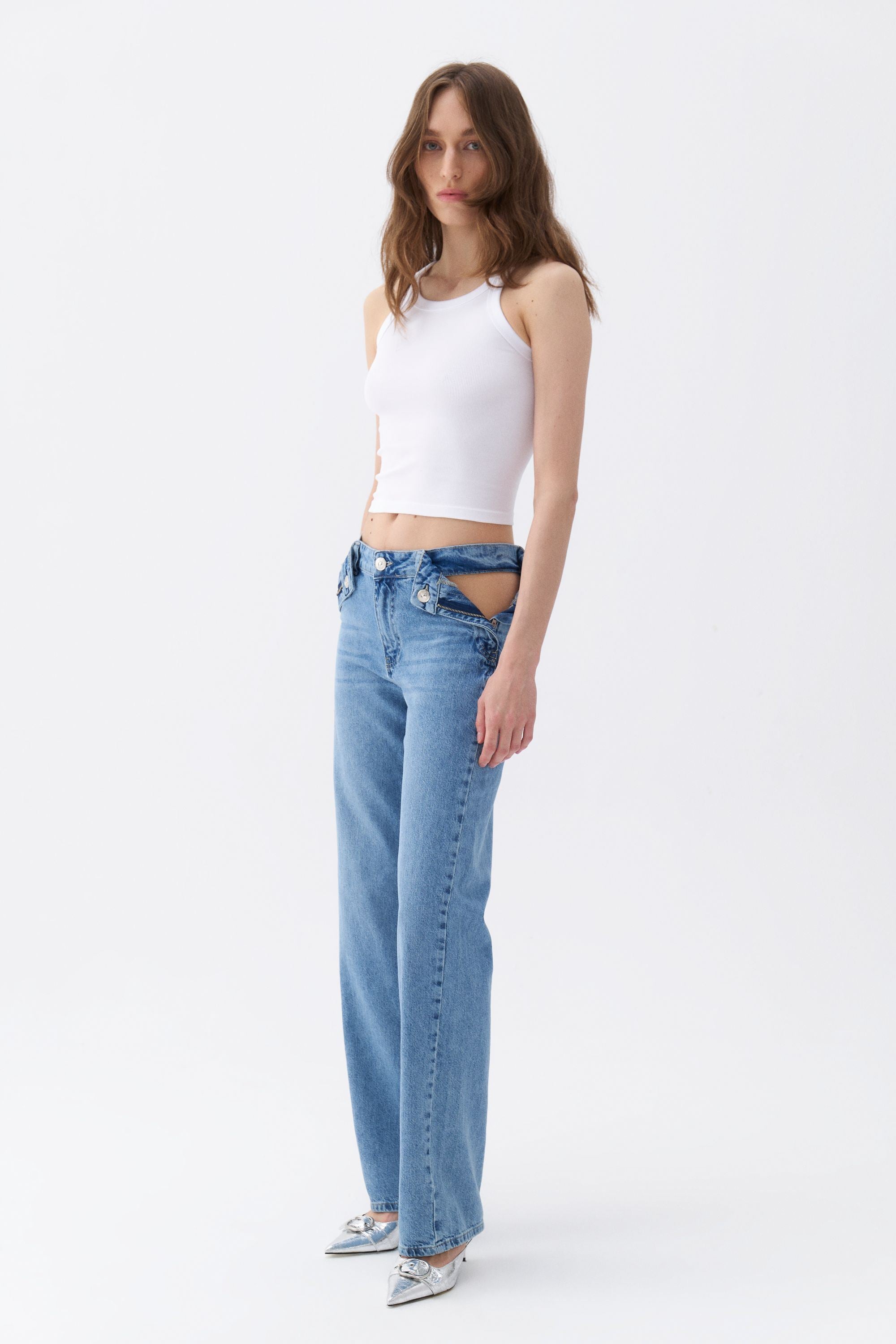 Cut-Out Detailed High Waist Jeans