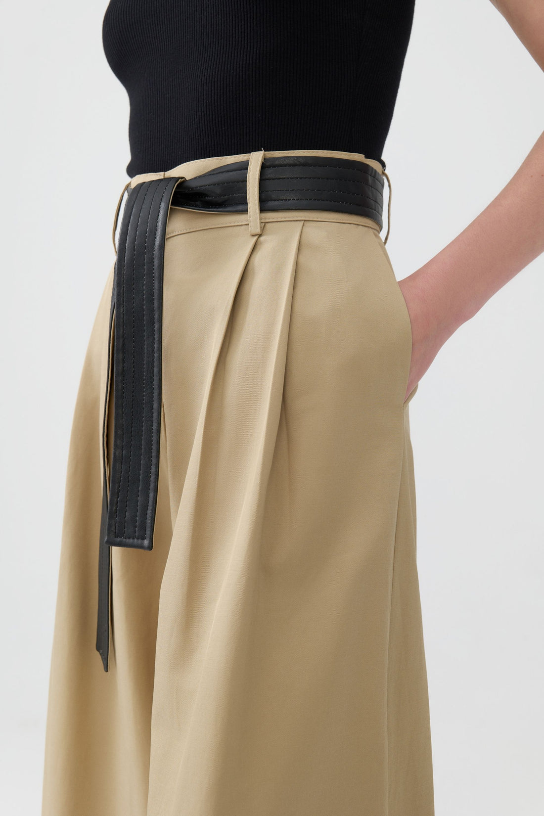 High Waist Pleated Pants