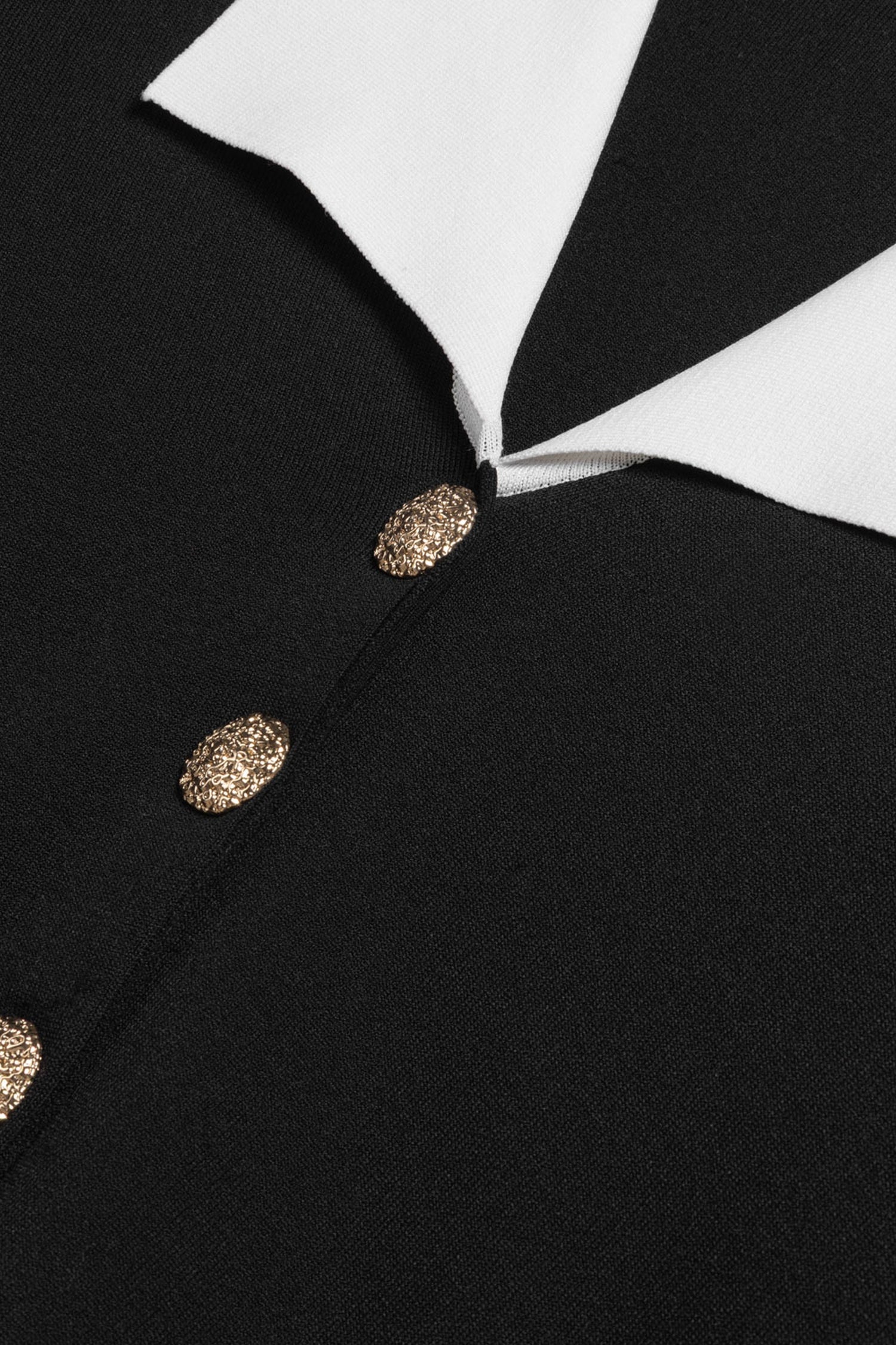 Contrast Collar Knit Cardigan