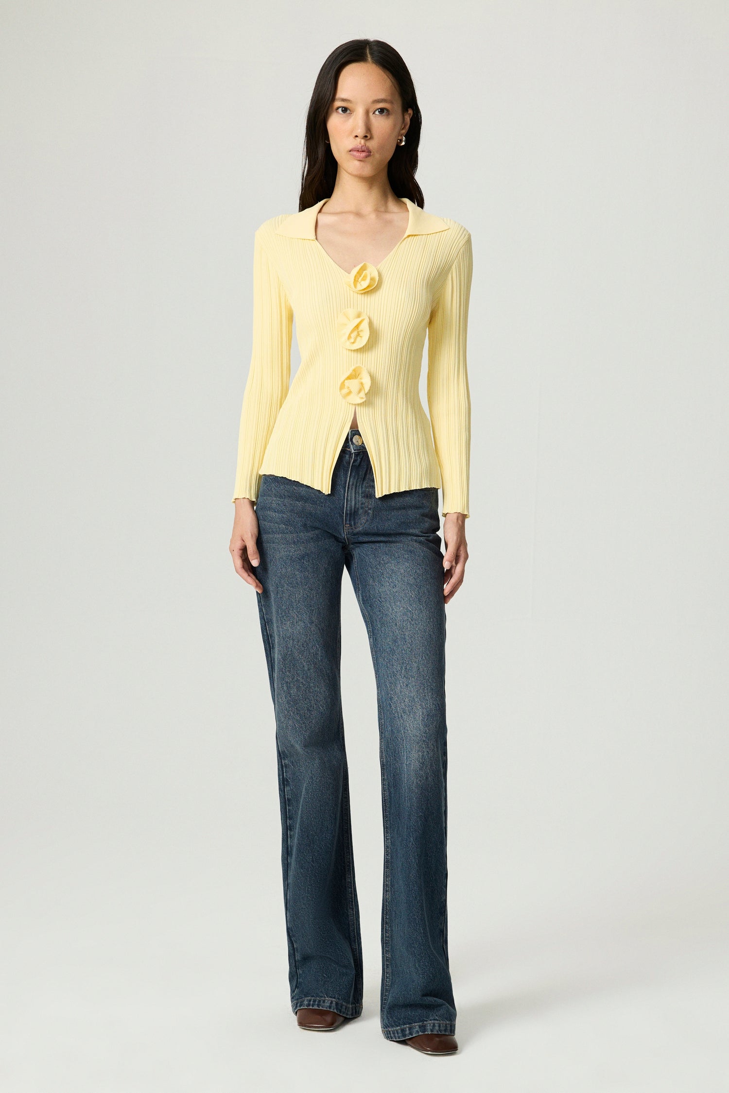 Floral Embellished Ribbed V-Neck Sweater