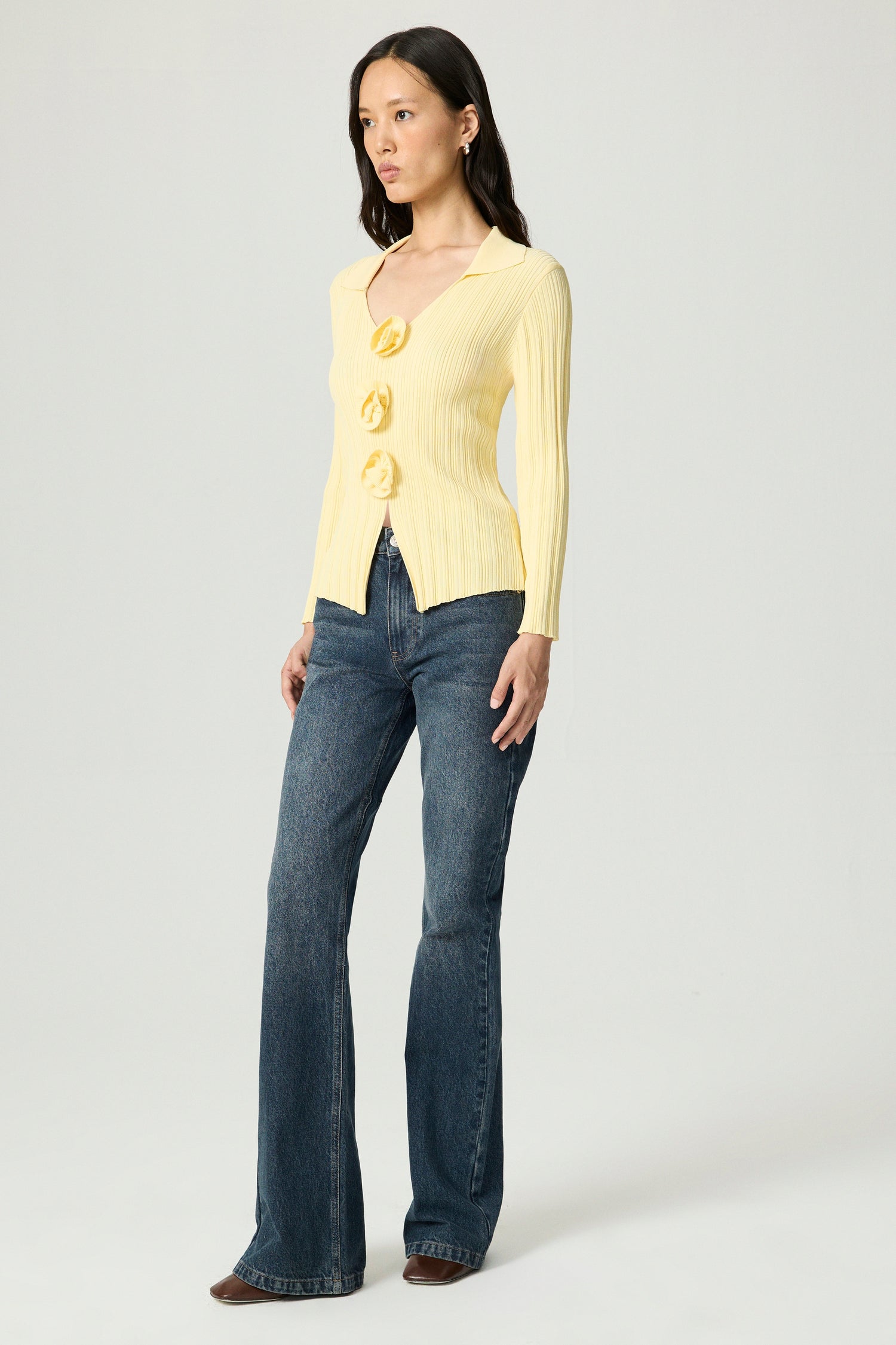 Floral Embellished Ribbed V-Neck Sweater