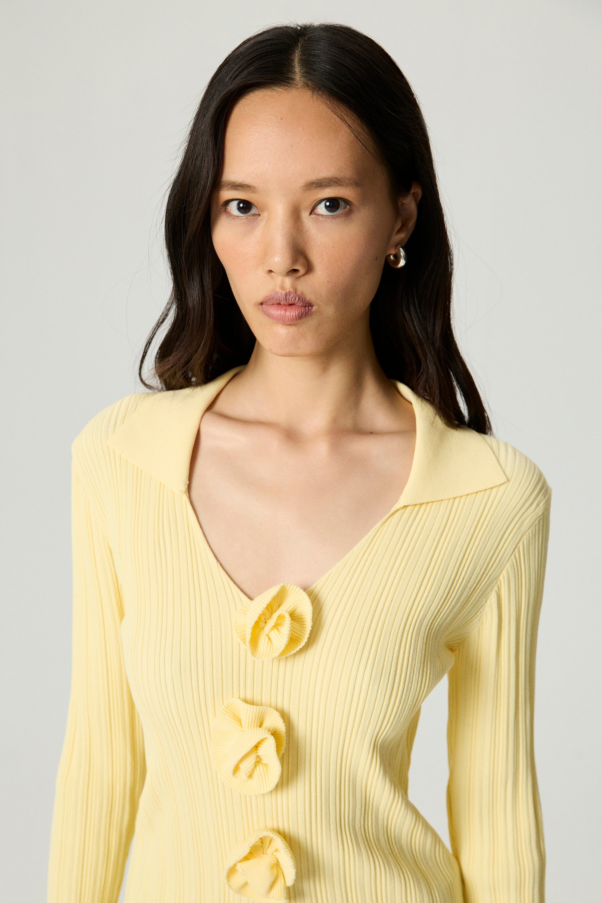 Floral Embellished Ribbed V-Neck Sweater