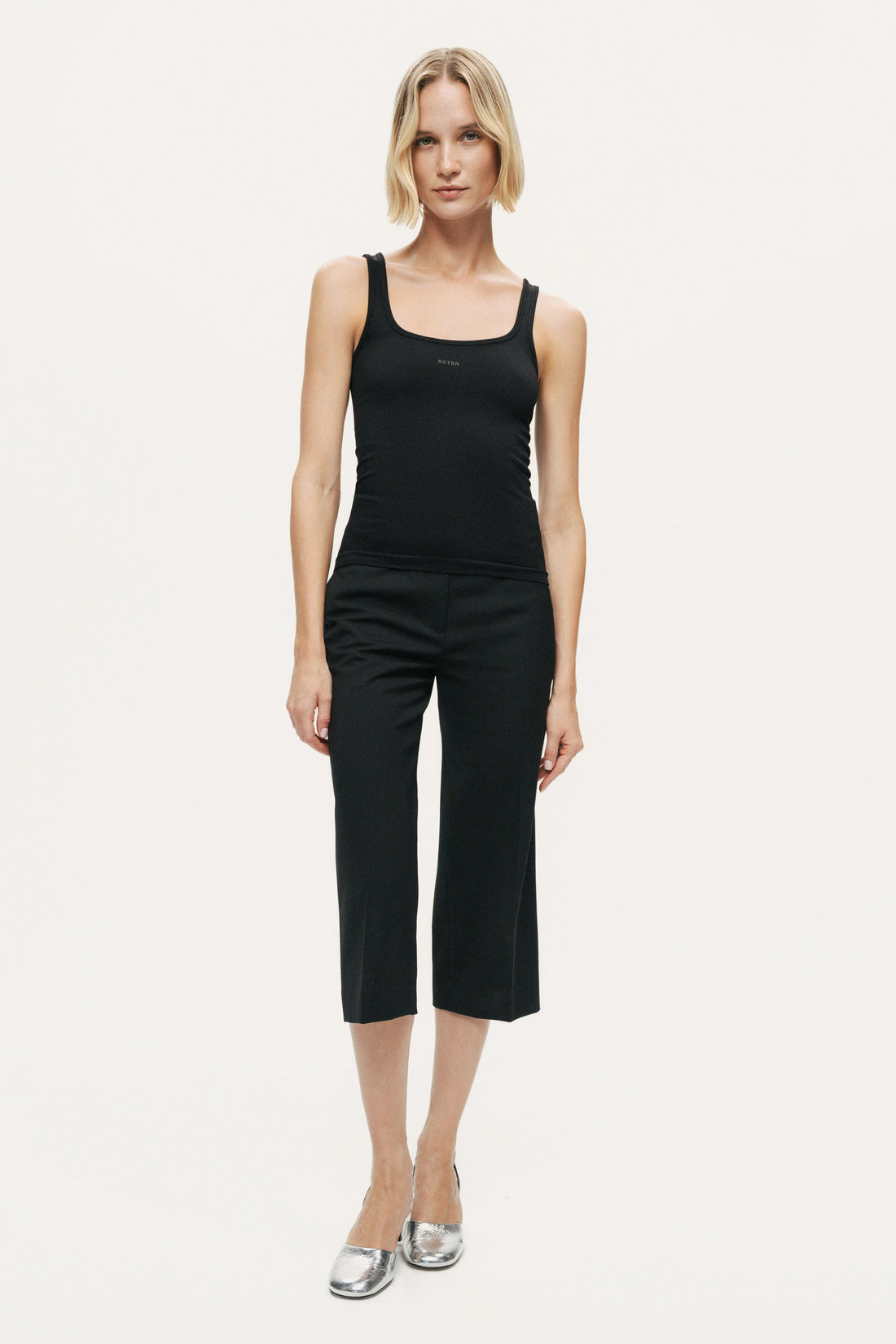 Black Printed Sleeveless Crop Top