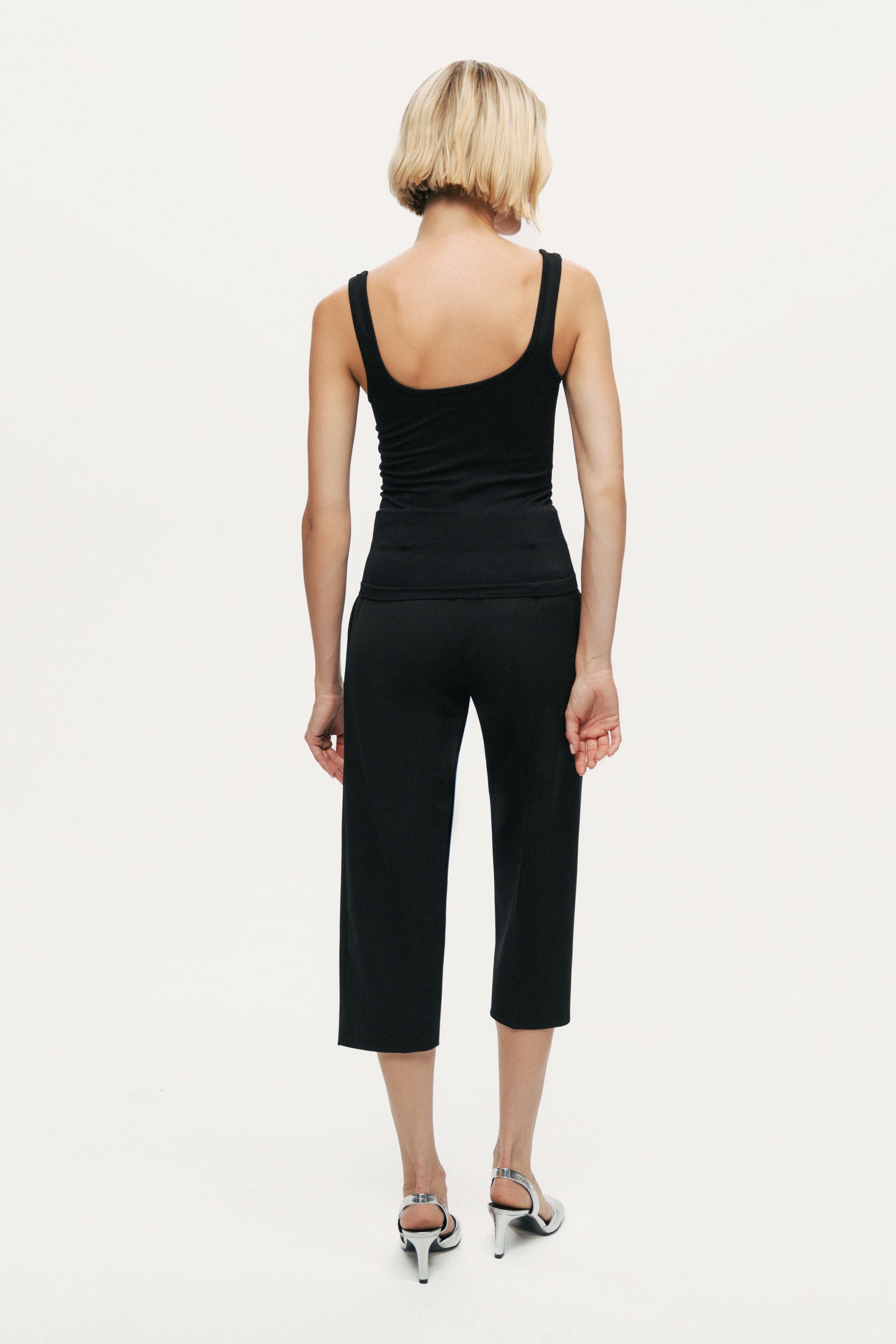 Black Printed Sleeveless Crop Top