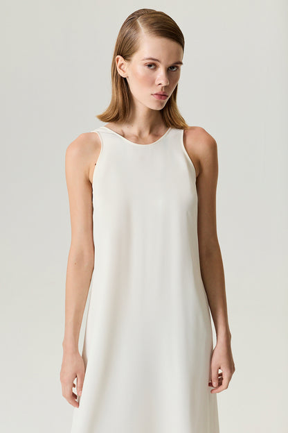 Flowy Sleeveless Maxi Dress