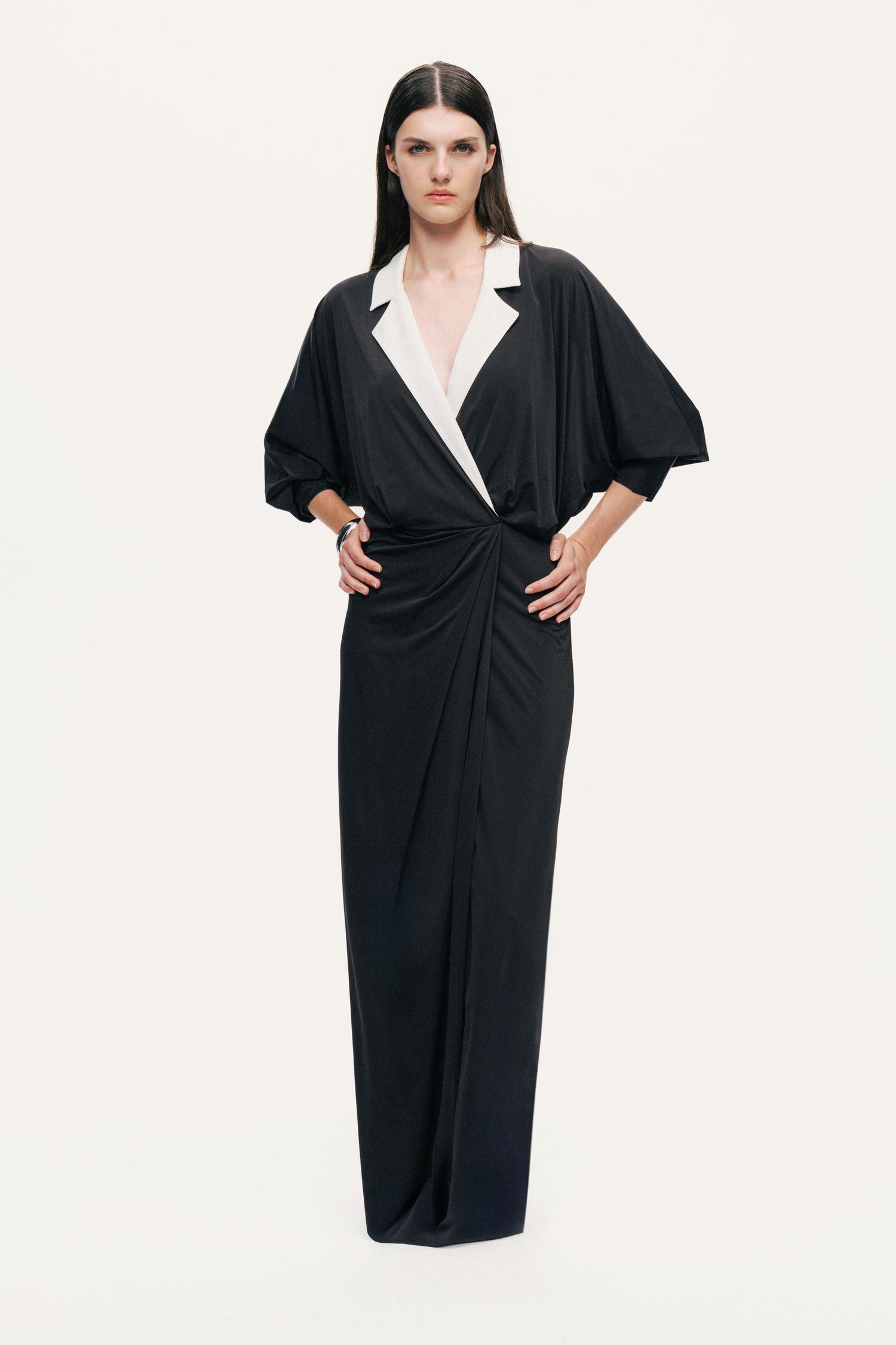 Contrast Lapel Draped Maxi Dress