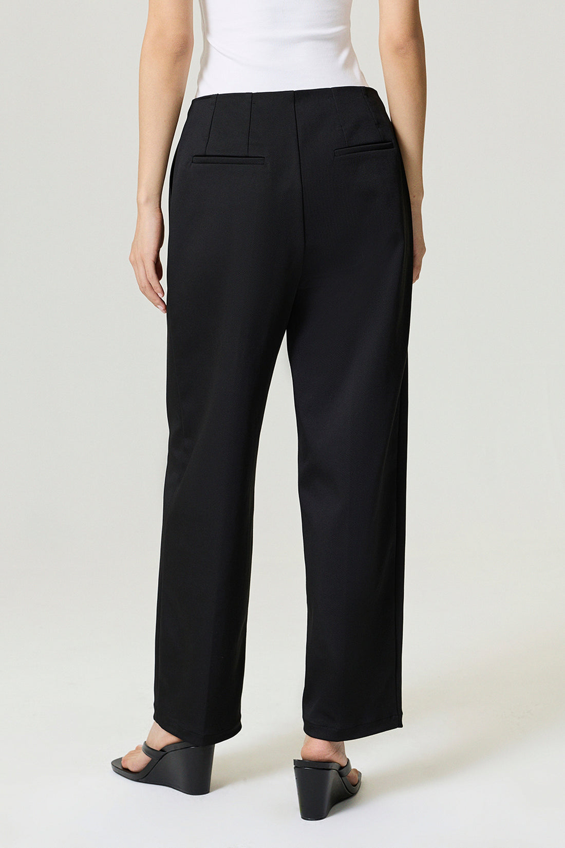 Black Pleat Detailed Pants