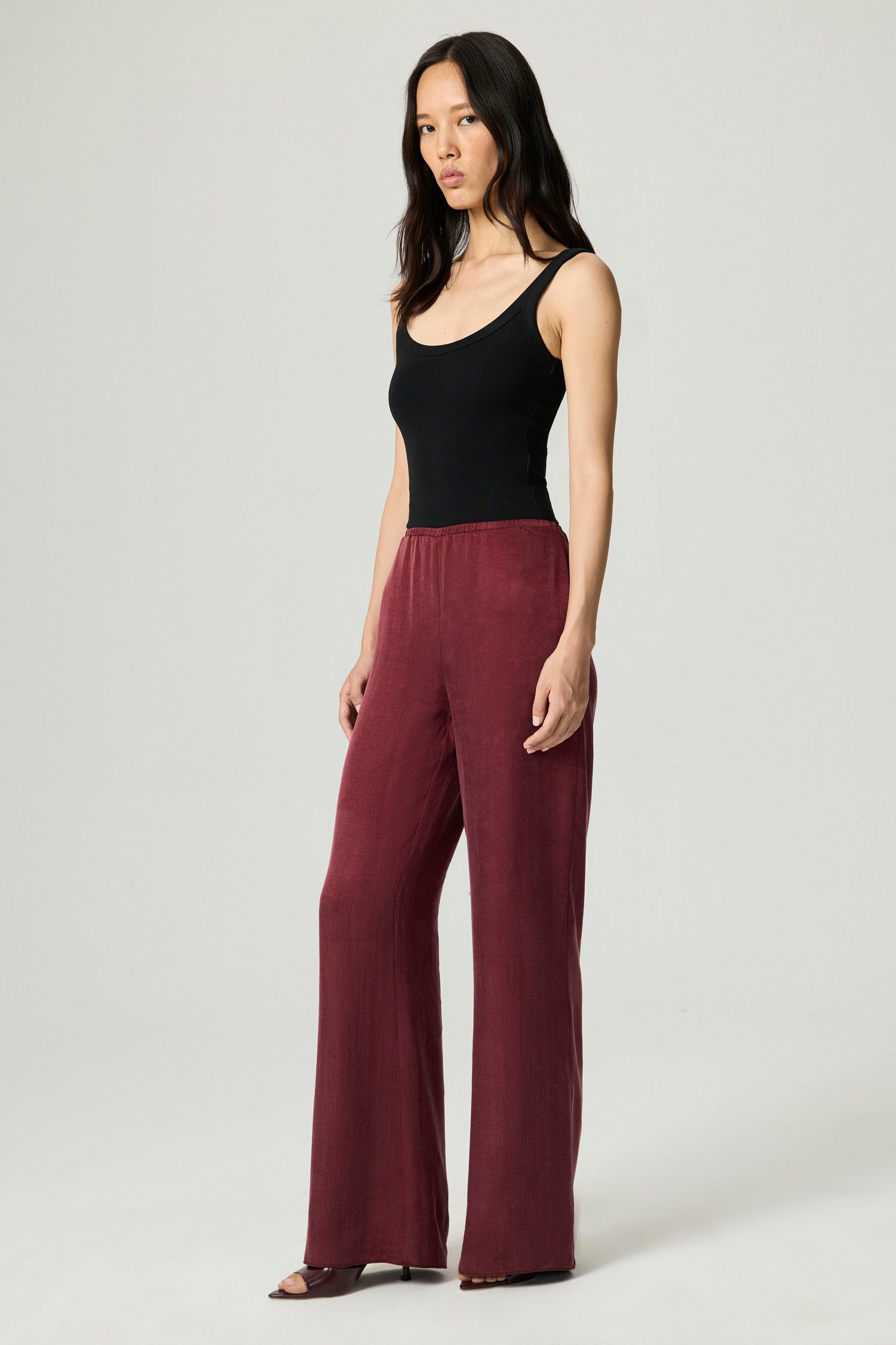 Fluid Tailored Wide-Leg Pants