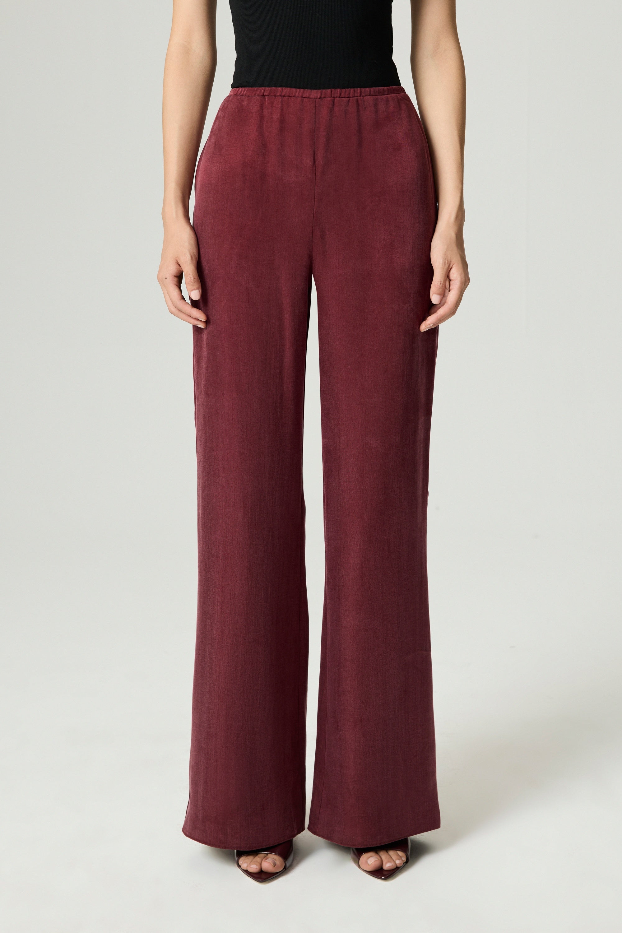 Fluid Tailored Wide-Leg Pants