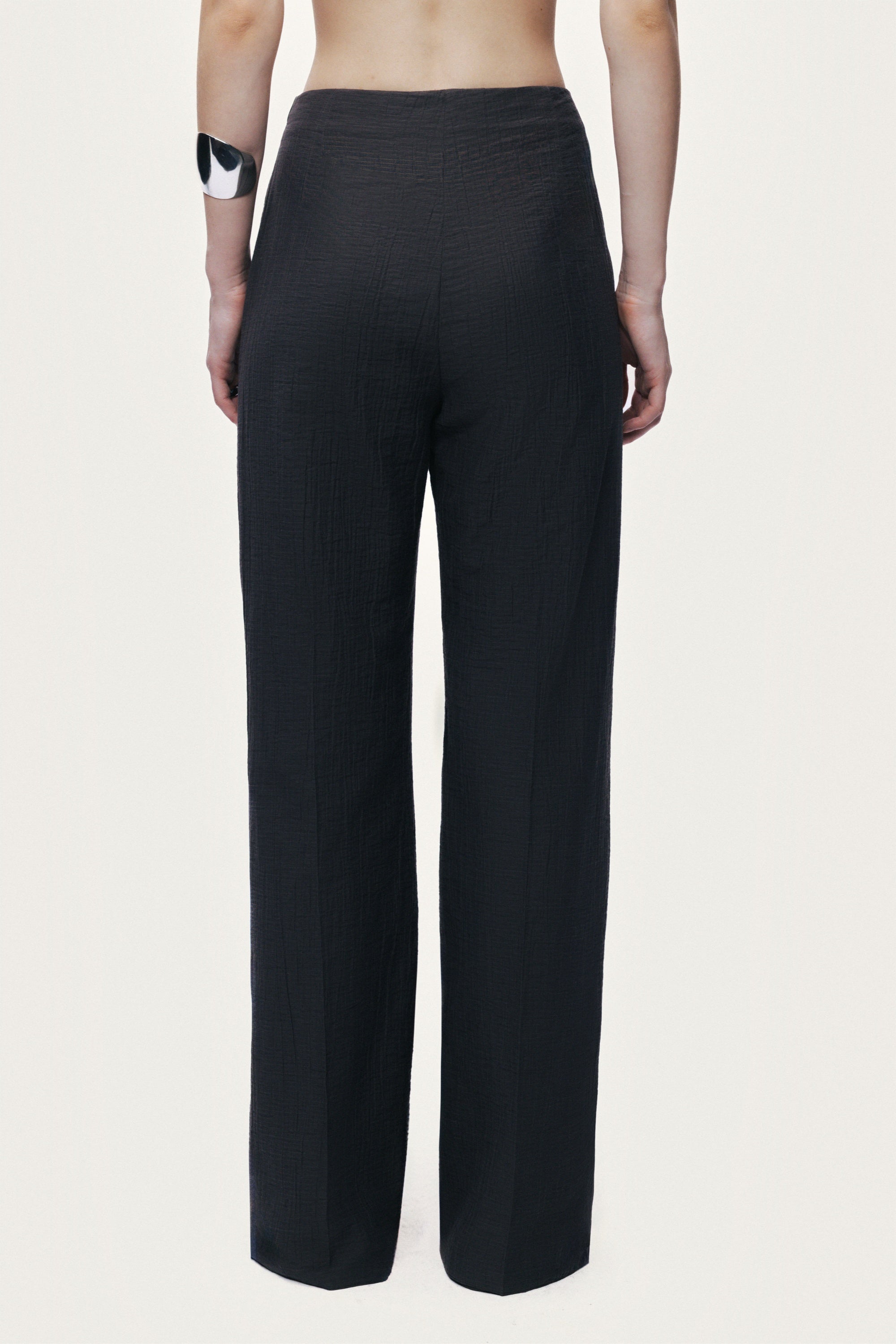 Wide-Leg Fluid Pants