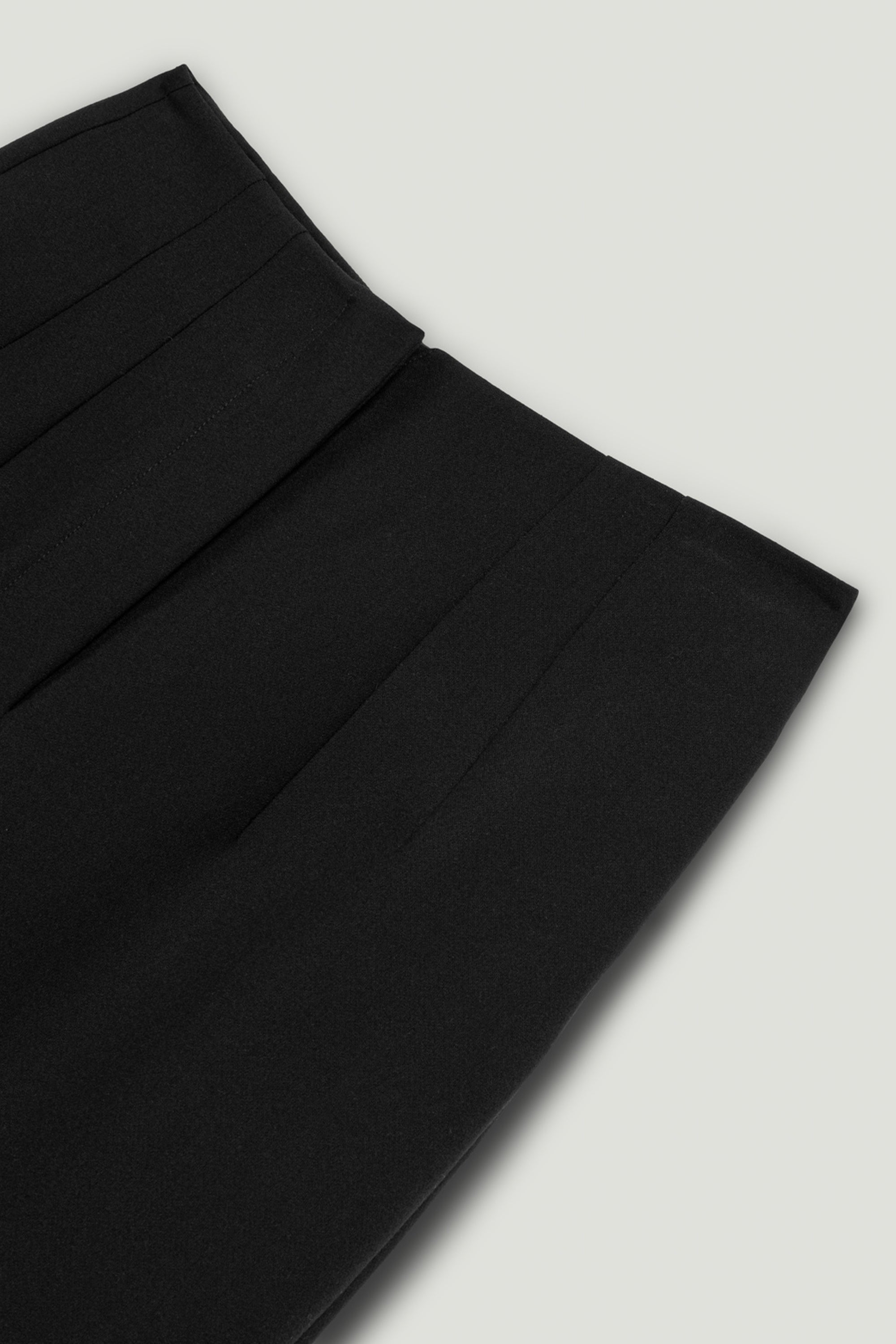 Sculpt High-Rise Cigarette Trousers