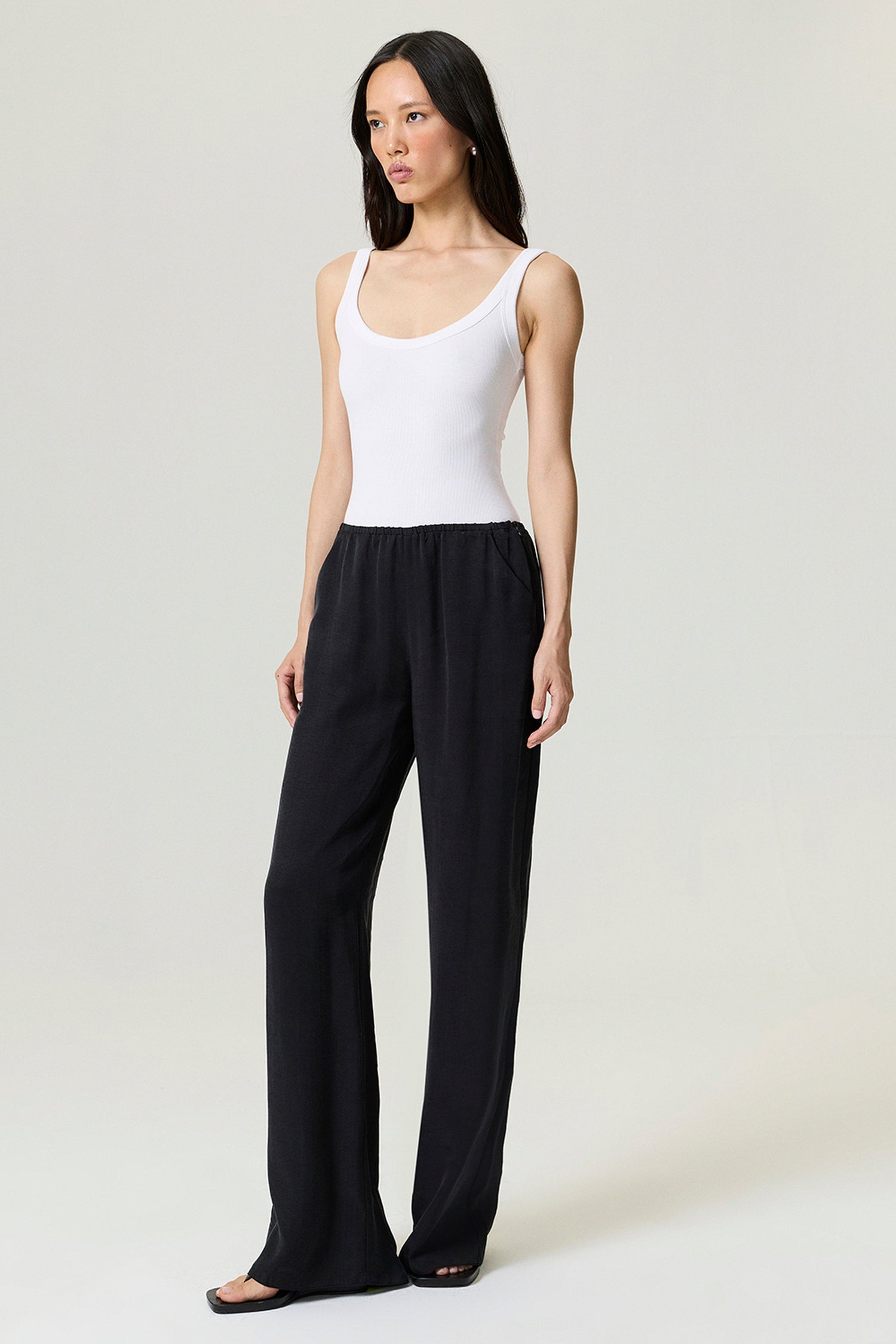 Relaxed Fluid Pants with Elastic Waist