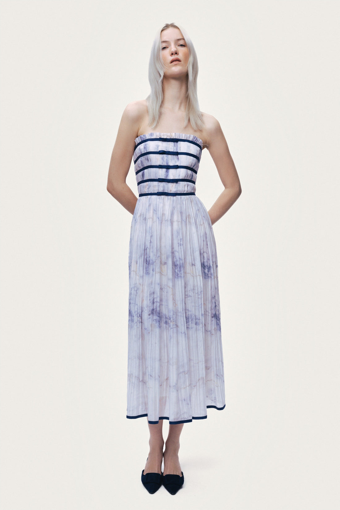 Bow Detail Strapless Midi Dress