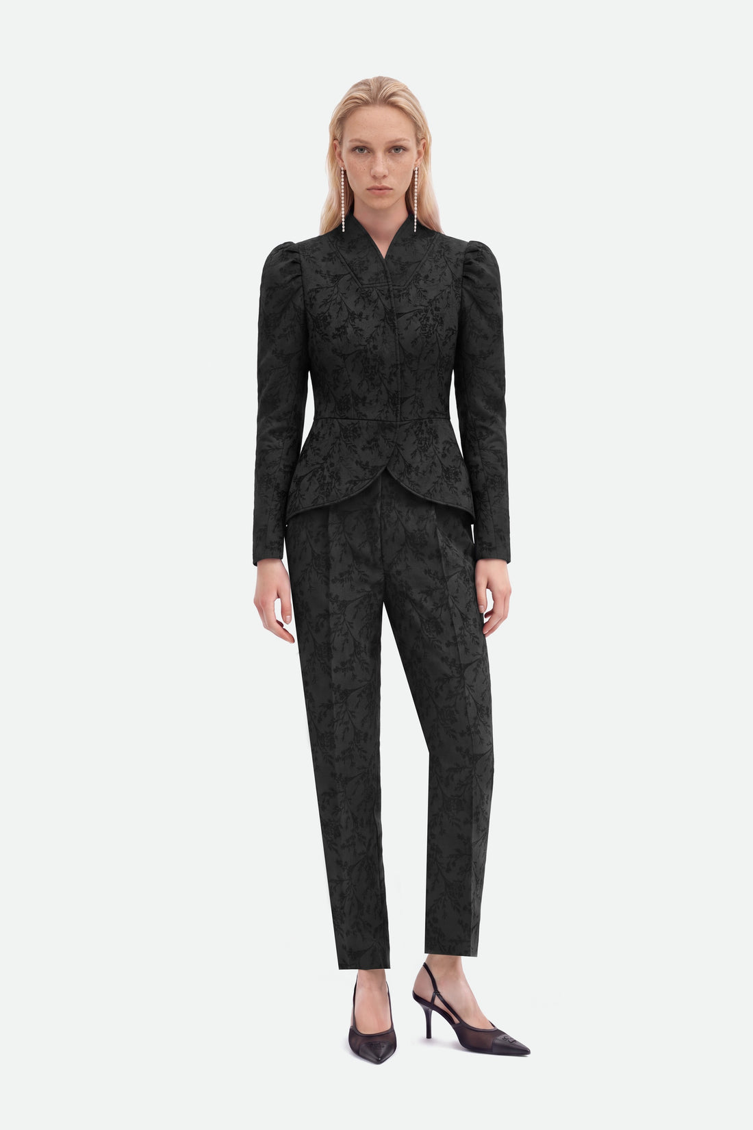 N27KN5394-0002 look 1