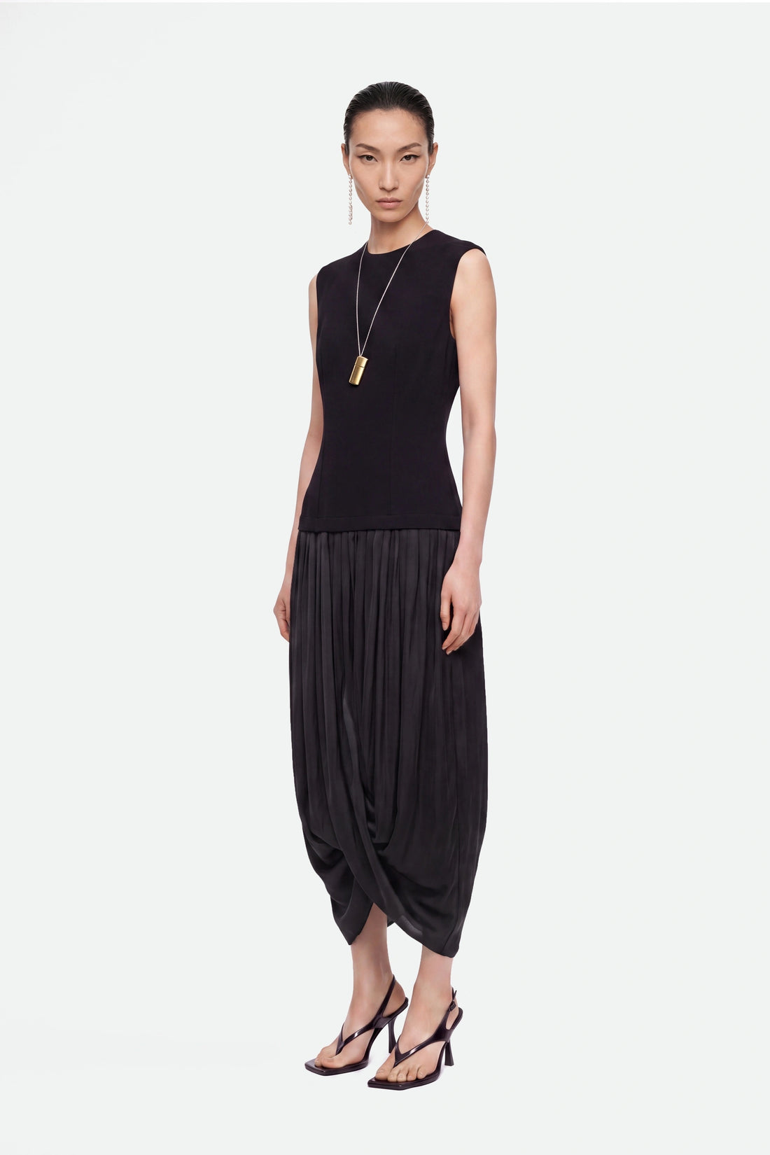 N27KN2844 look 1