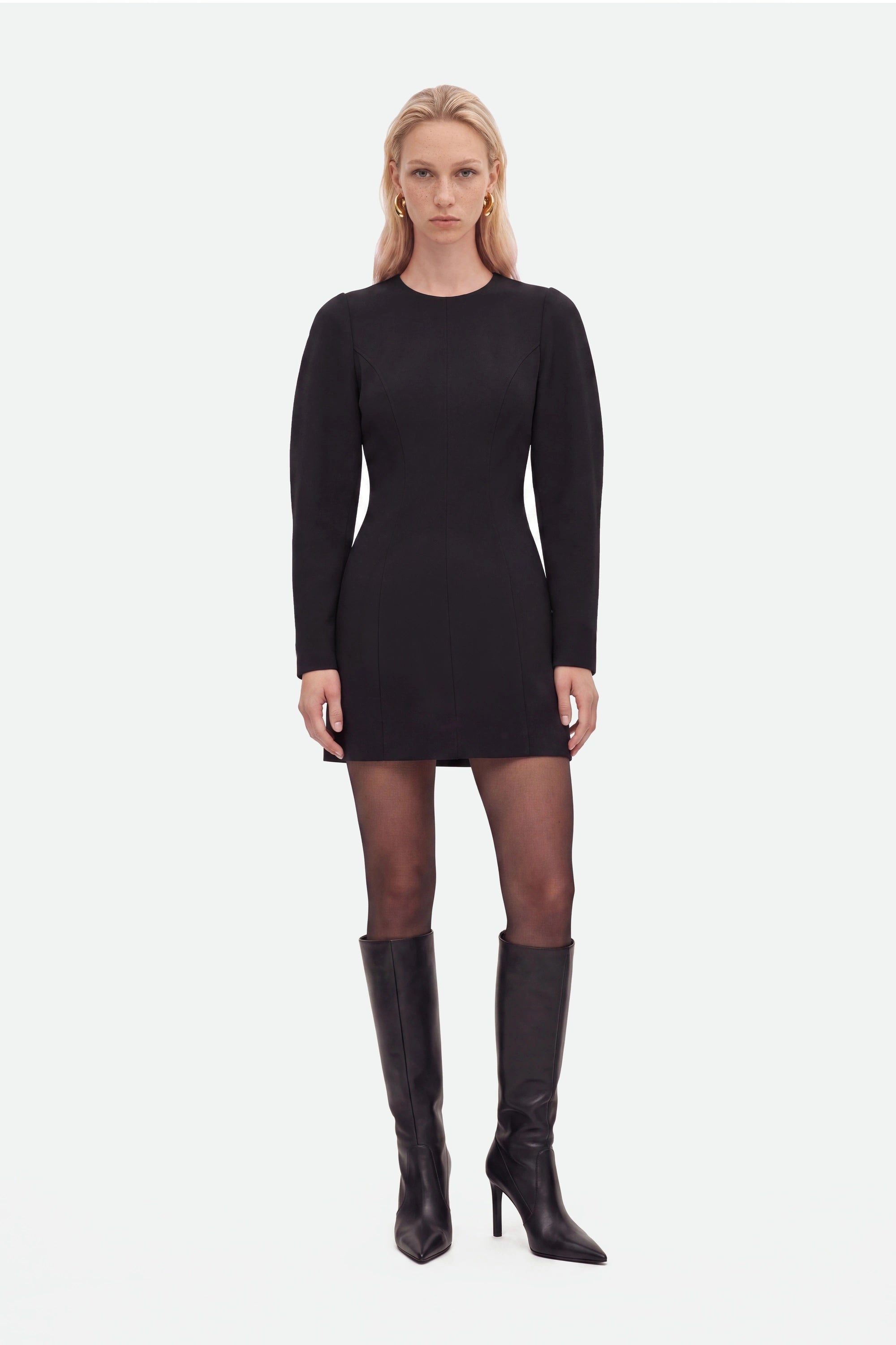 N27KN2852 look 1