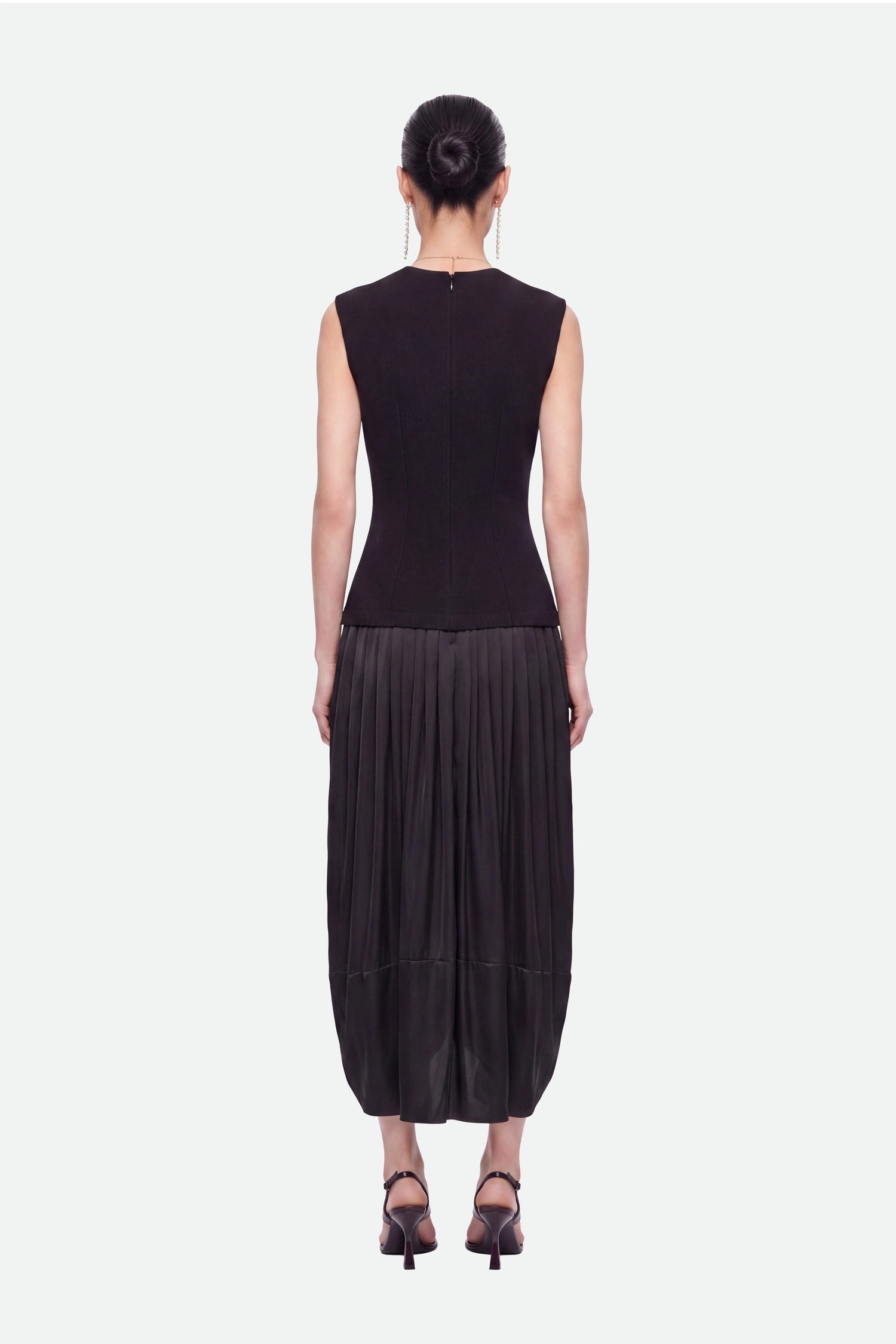 N27KN2844 look 2